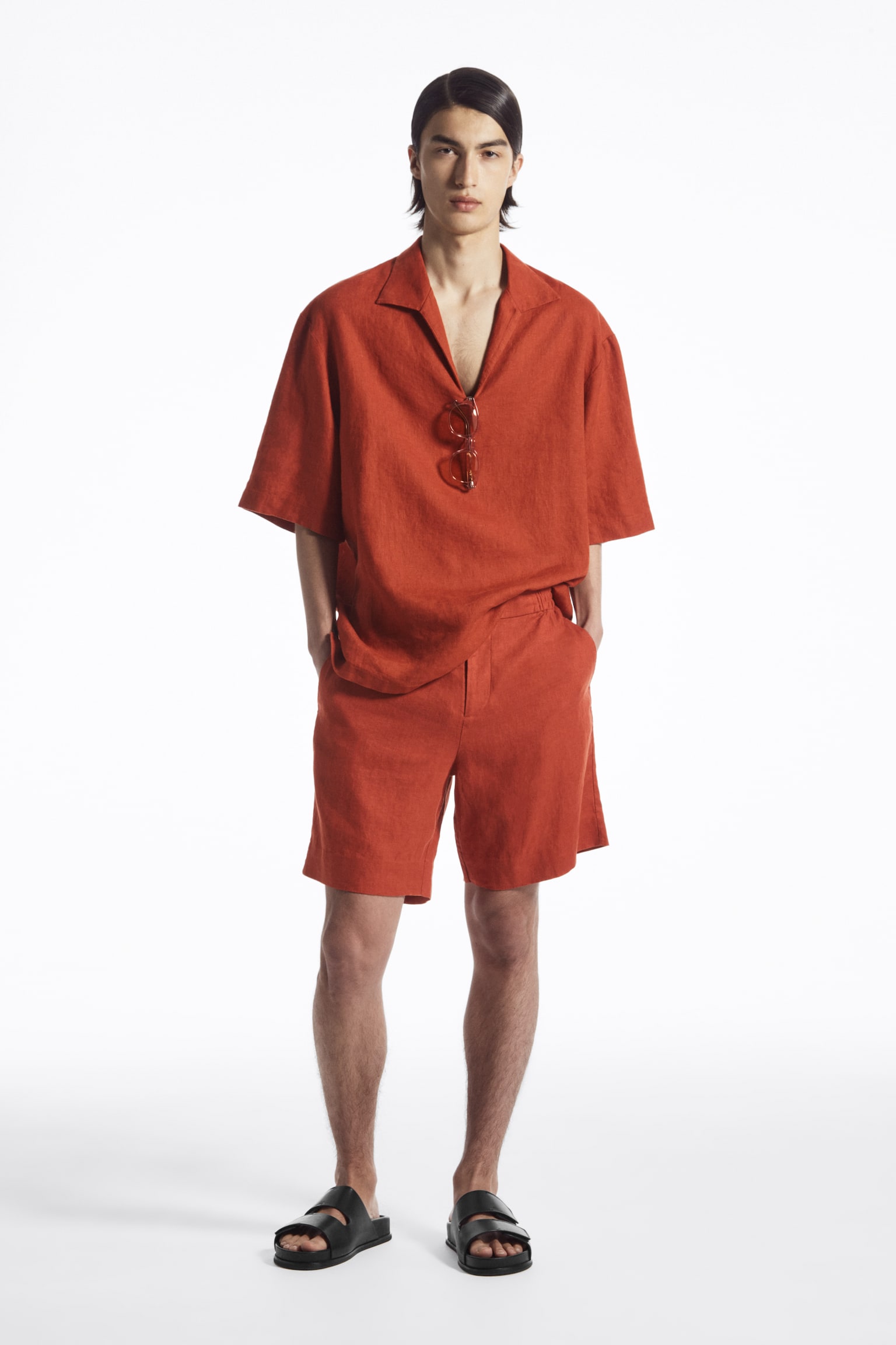 ELASTICATED LINEN SHORTS - RUST RED/BLACK - 1