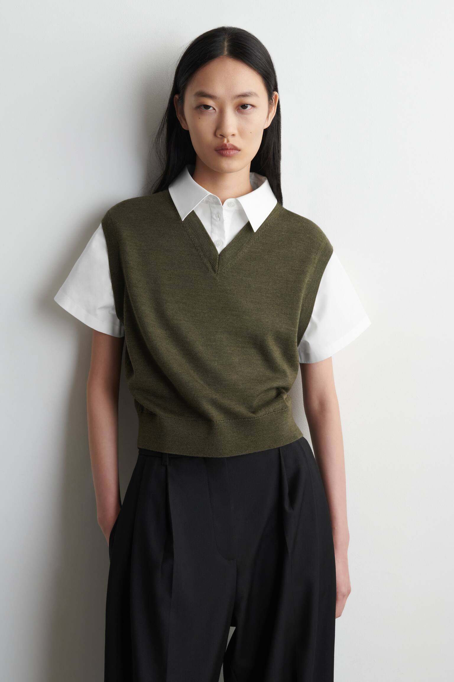 HEMD UND PULLUNDER AUS MERINOWOLLE - KHAKI/WEISS - 1