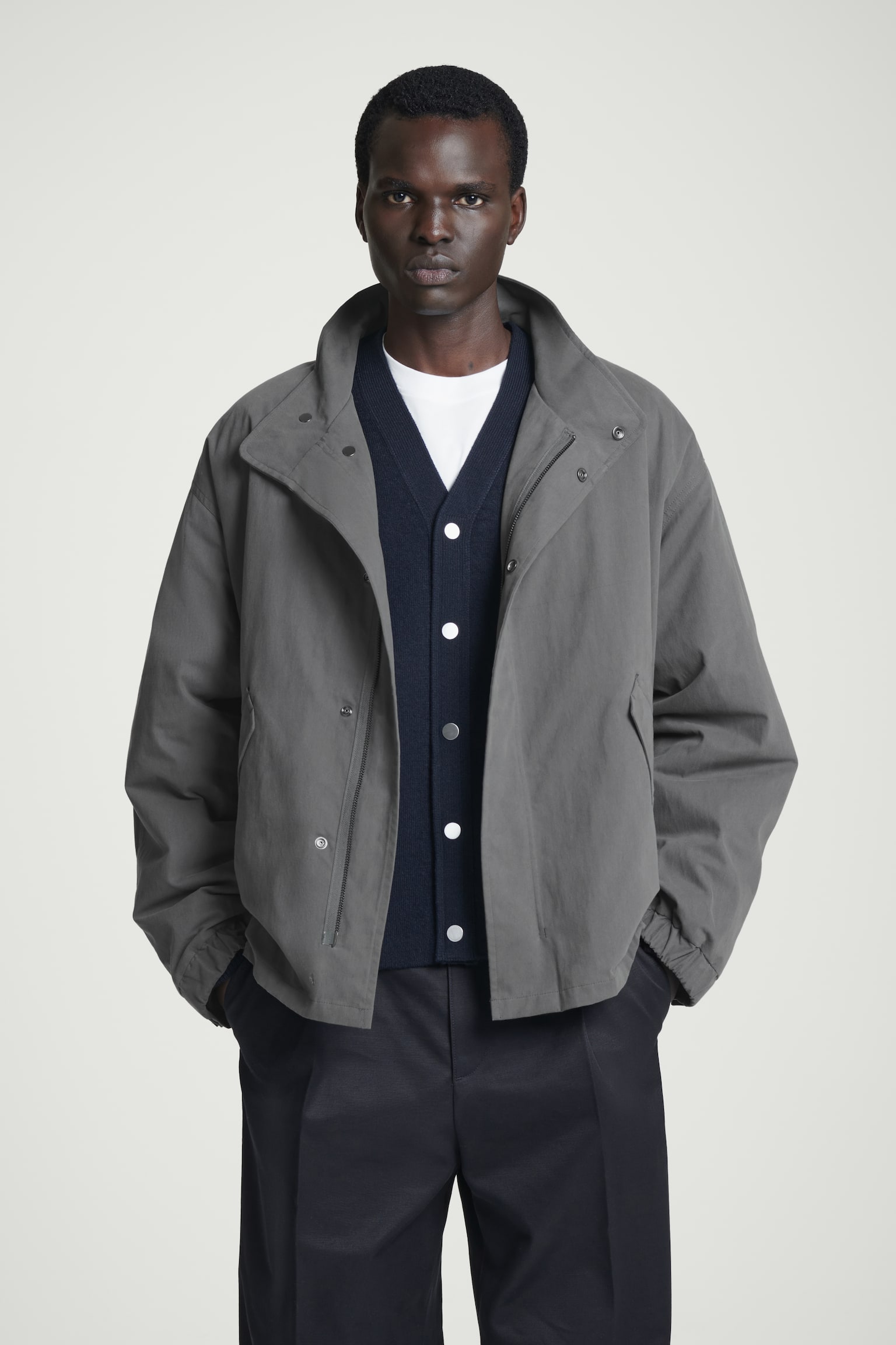 HOODED BOMBER JACKET - GREY