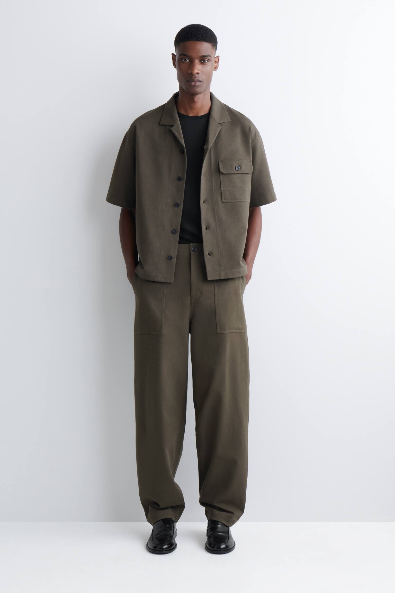 ΒΑΜΒΑΚΕΡΟ ΠΑΝΤΕΛΟΝΙ ΜΕ ΙΣΙΑ ΓΡΑΜΜΗ ΚΑΙ ΧΑΛΑΡΗ ΕΦΑΡΜΟΓΗ - ΚΑΦΕ - 1