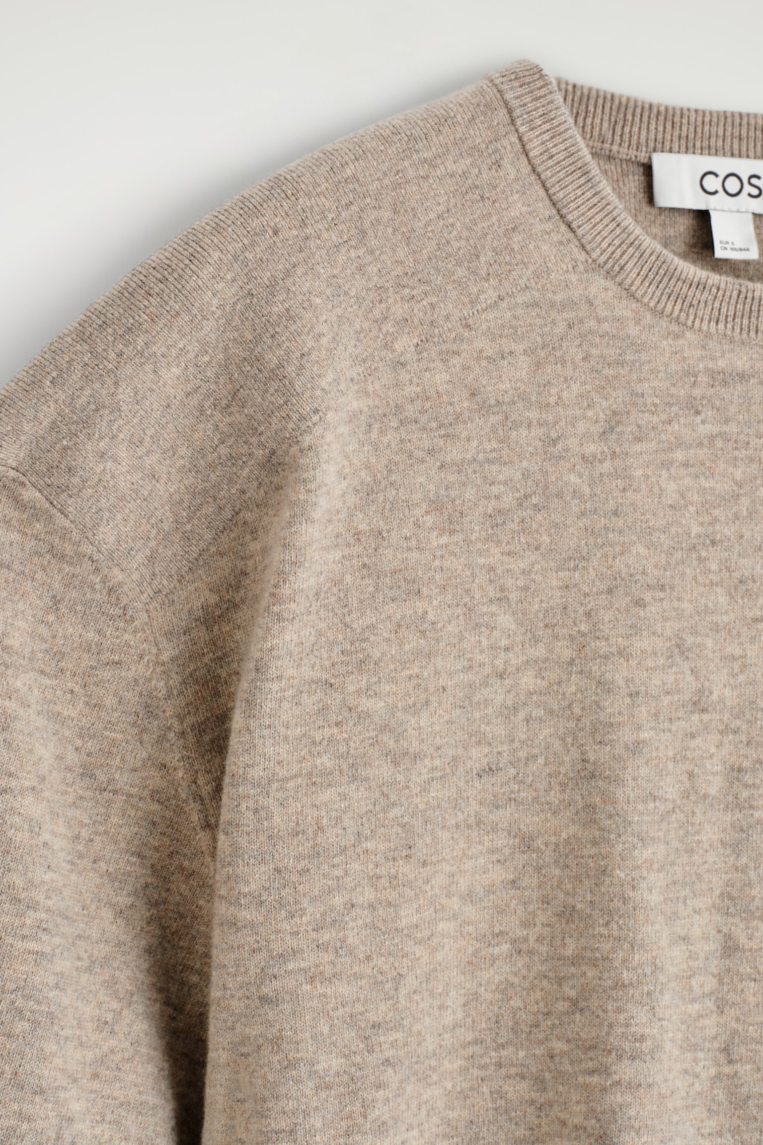 PULLOVER AUS MERINOWOLLE MIT RUNDHALSAUSSCHNITT - BEIGE MELIERT/ORANGE - 4