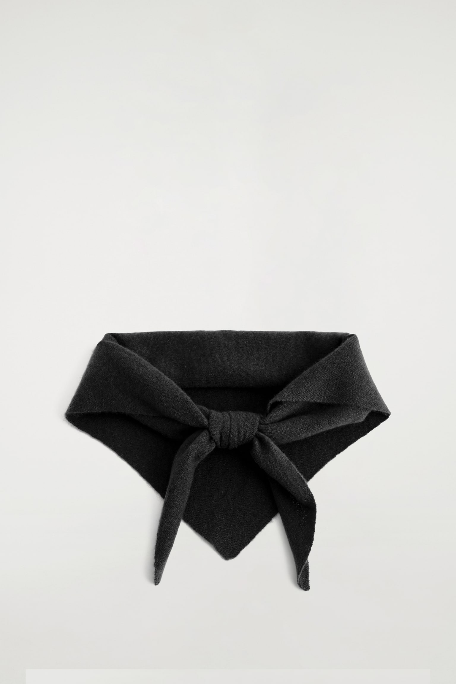 ΚΑΣΜΙΡΕΝΙΟ ΚΑΣΚΟΛ ΤΡΙΓΩΝΙΚΟ - Μαύρο/ΡΟΖ - 2