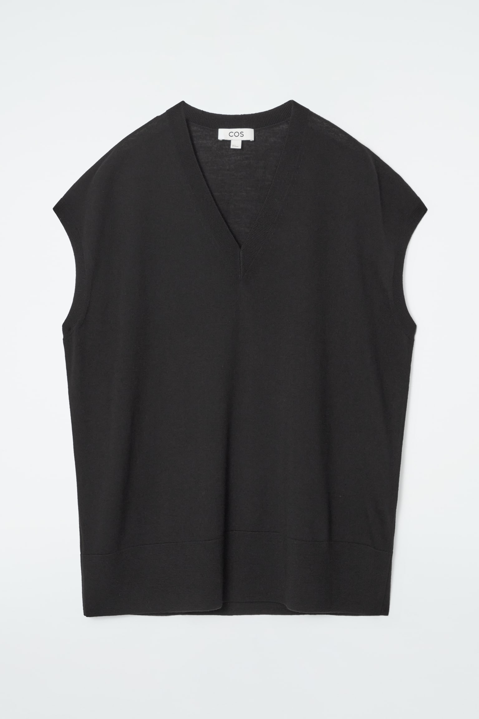 V-NECK MERINO WOOL VEST - BLACK - 2