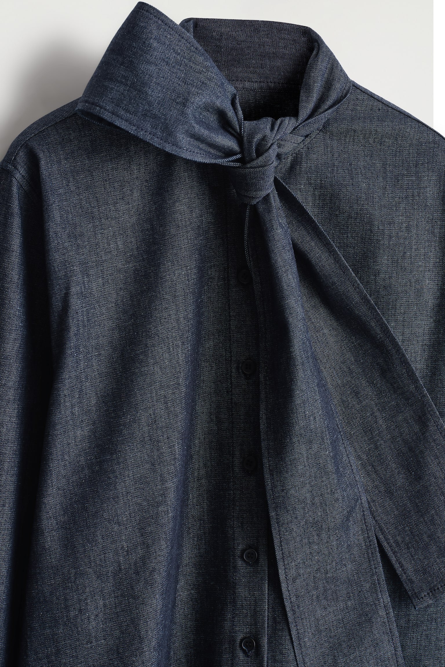 DENIMSKJORTE MED SLØJFEDETALJE - INDIGO - 7