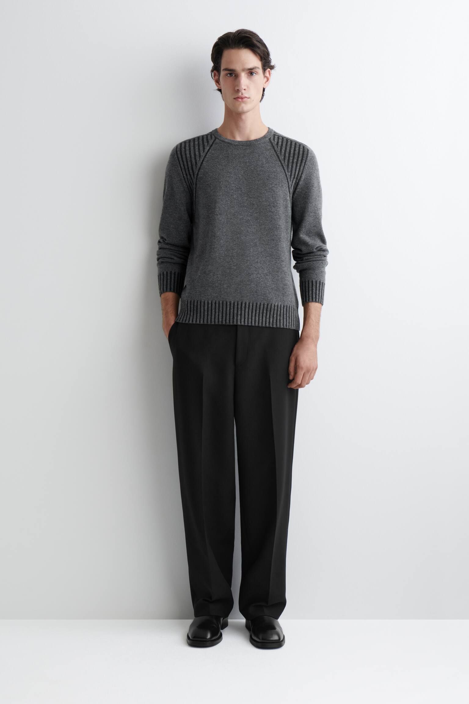 MERINO-CASHMERE CREW-NECK JUMPER - СИВО - 7