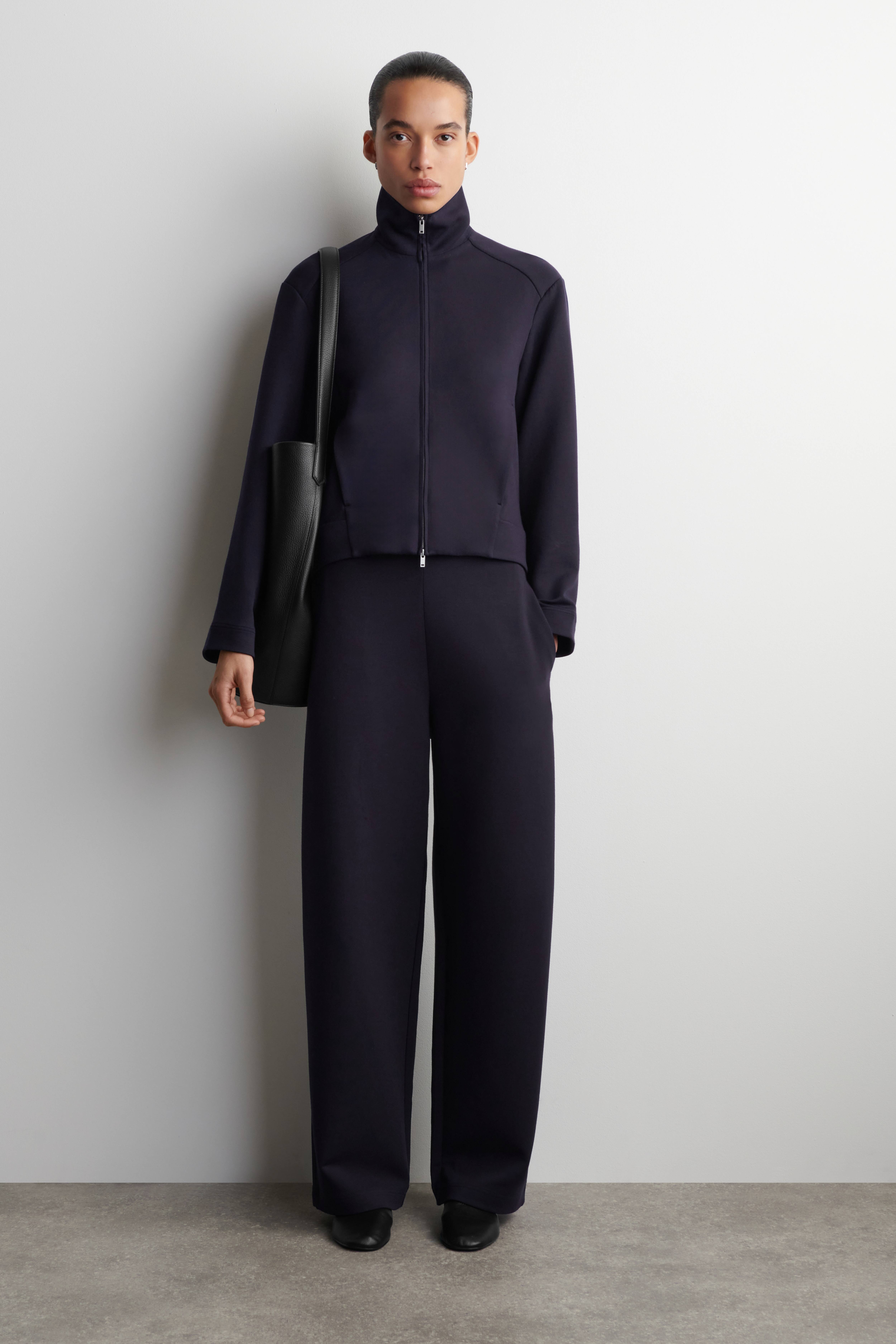 SCUBA BARREL-LEG JOGGERS - NAVY/BORDEAUX