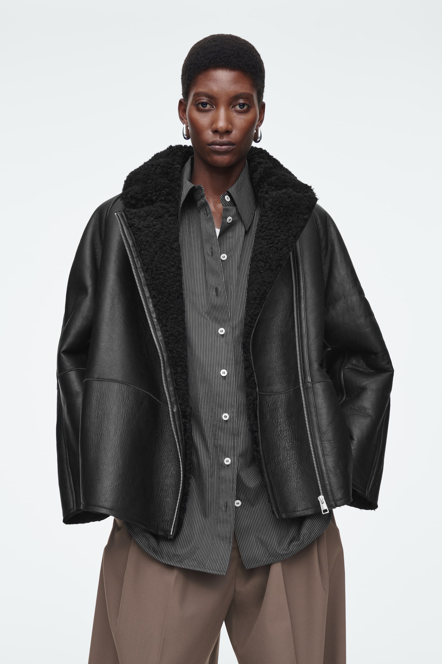 OVERSIZED SHEARLING AVIATOR JACKET - BLACK - 1