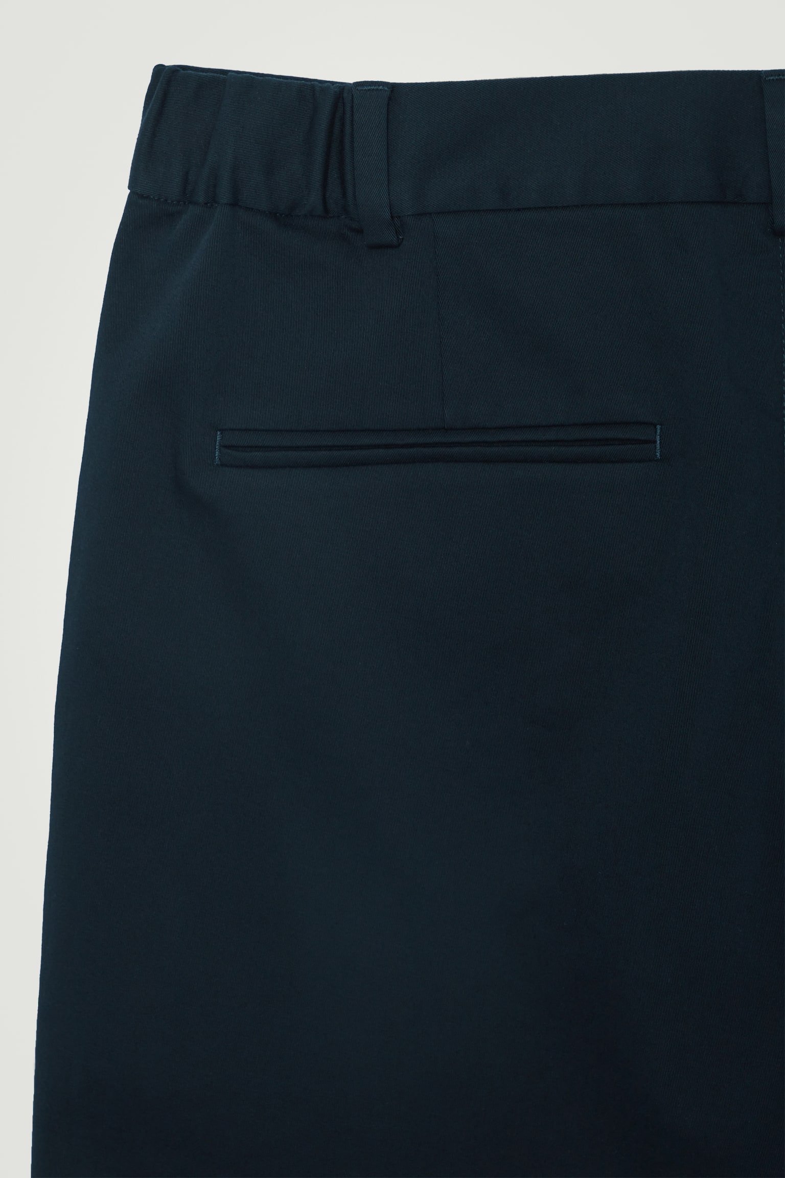 CLASSIC CHINO SHORTS - NAVY/TAN BEIGE - 3