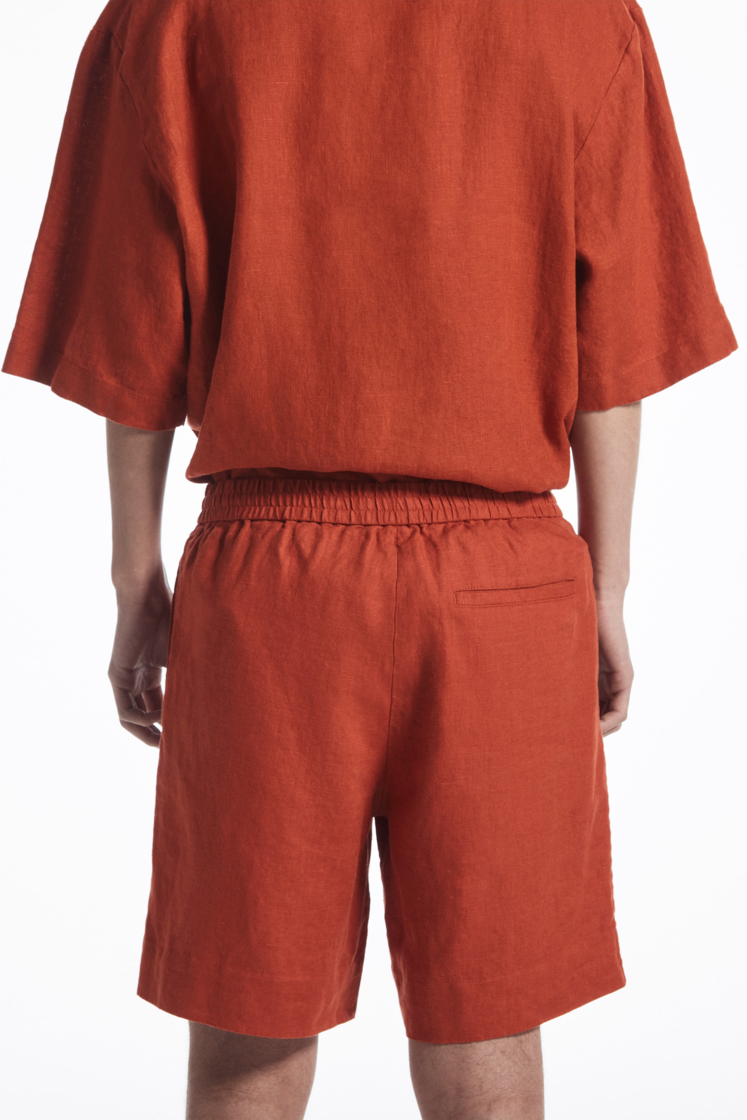 ELASTICATED LINEN SHORTS - RUST RED/BLACK - 6