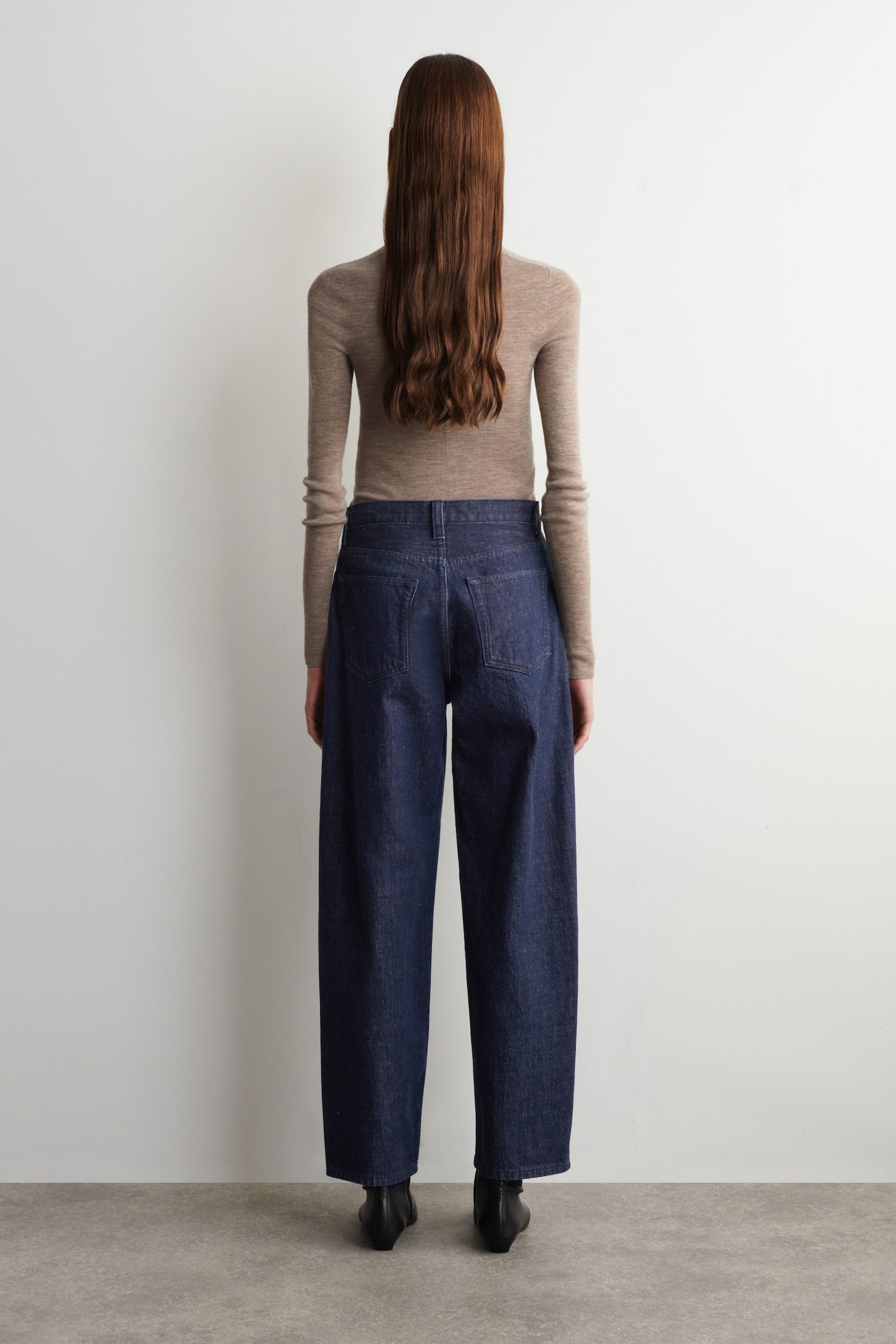 BAY BARREL-LEG JEANS - DONKERBLAUW/Kaki bruin/LICHTROZE/WIT/ZWART/BLAUW - 9