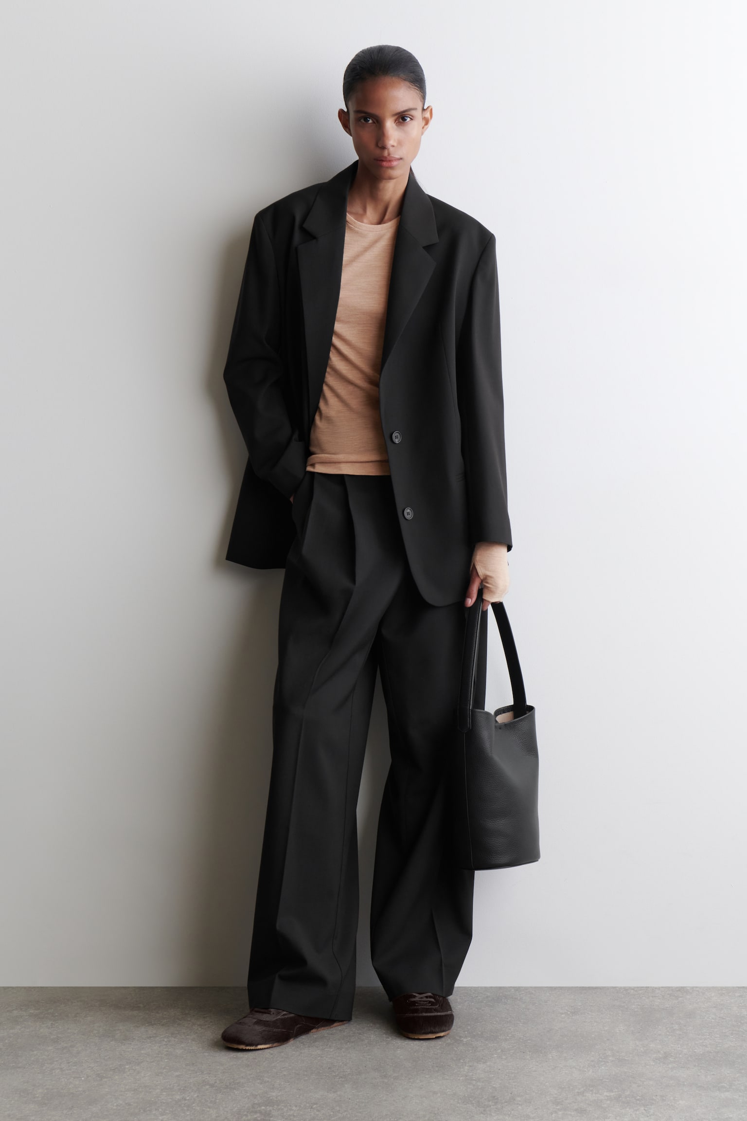 SCHMAL GESCHNITTENES OBERTEIL AUS MERINOWOLLE - BRAUN MELIERT/GRAU/MELIERT - 8