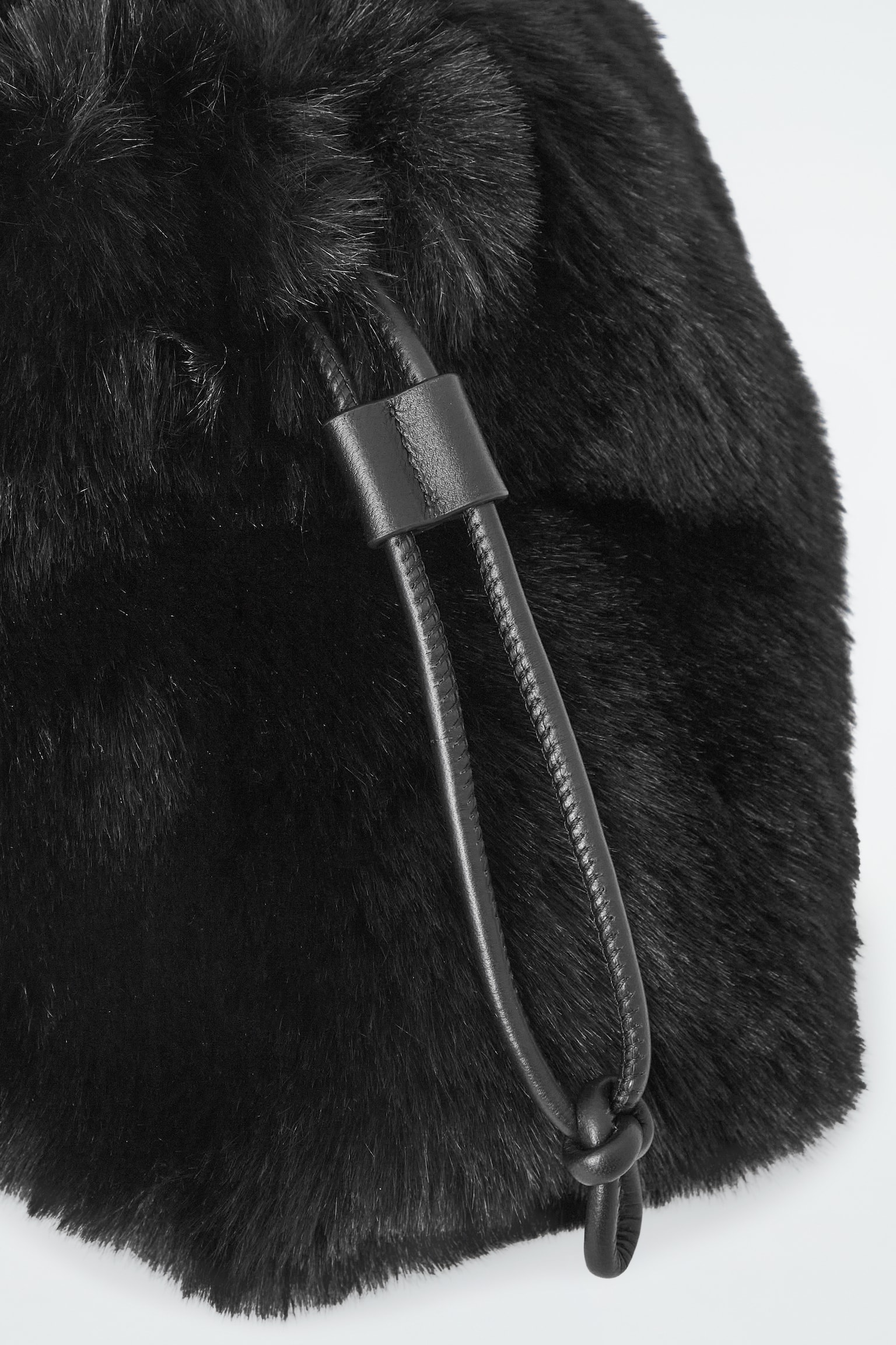 CAVATELLI CLUTCH - FAUX FUR - BLACK - 4