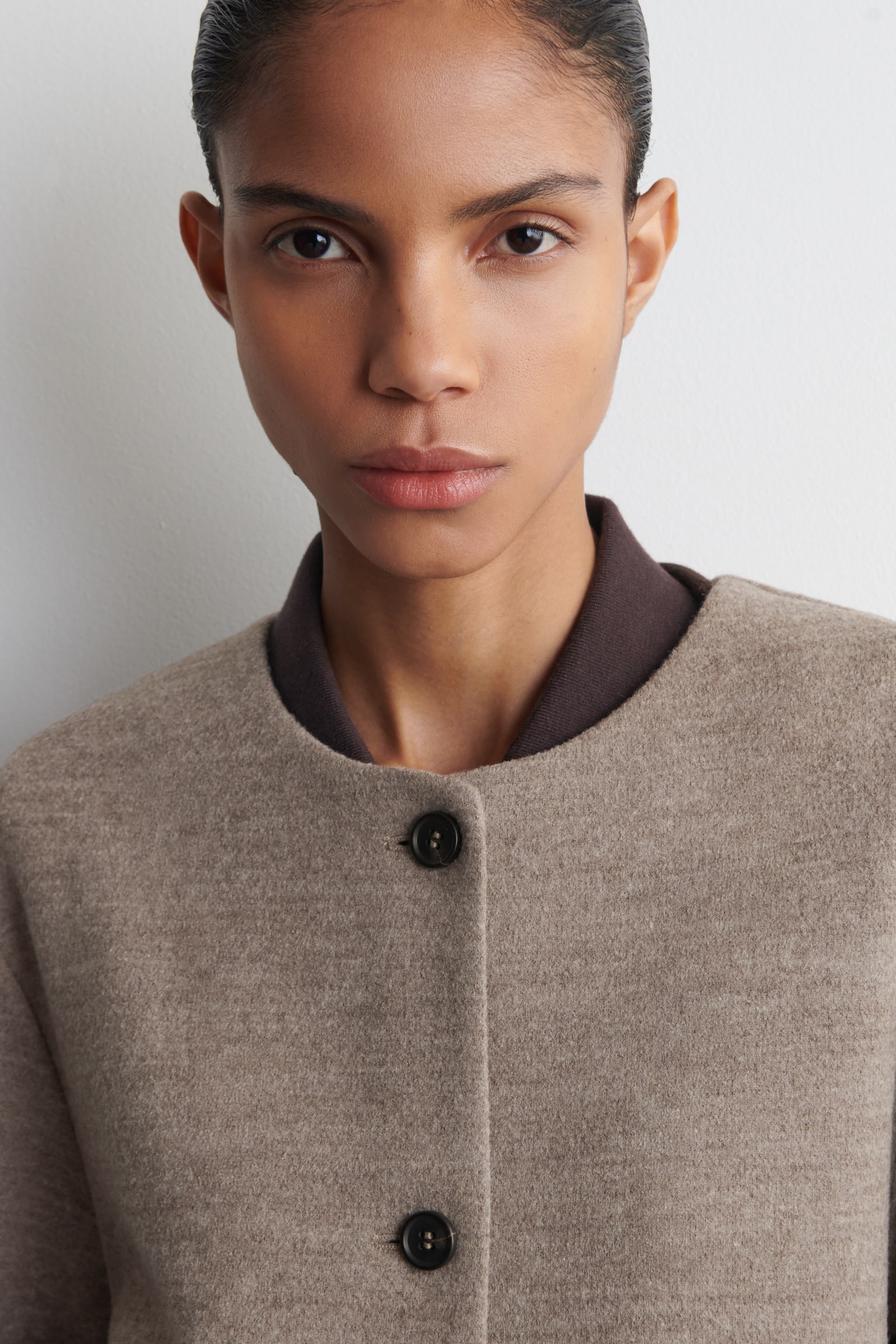 STRICKJACKE AUS KOCHWOLLE - BEIGE MELIERT - 6