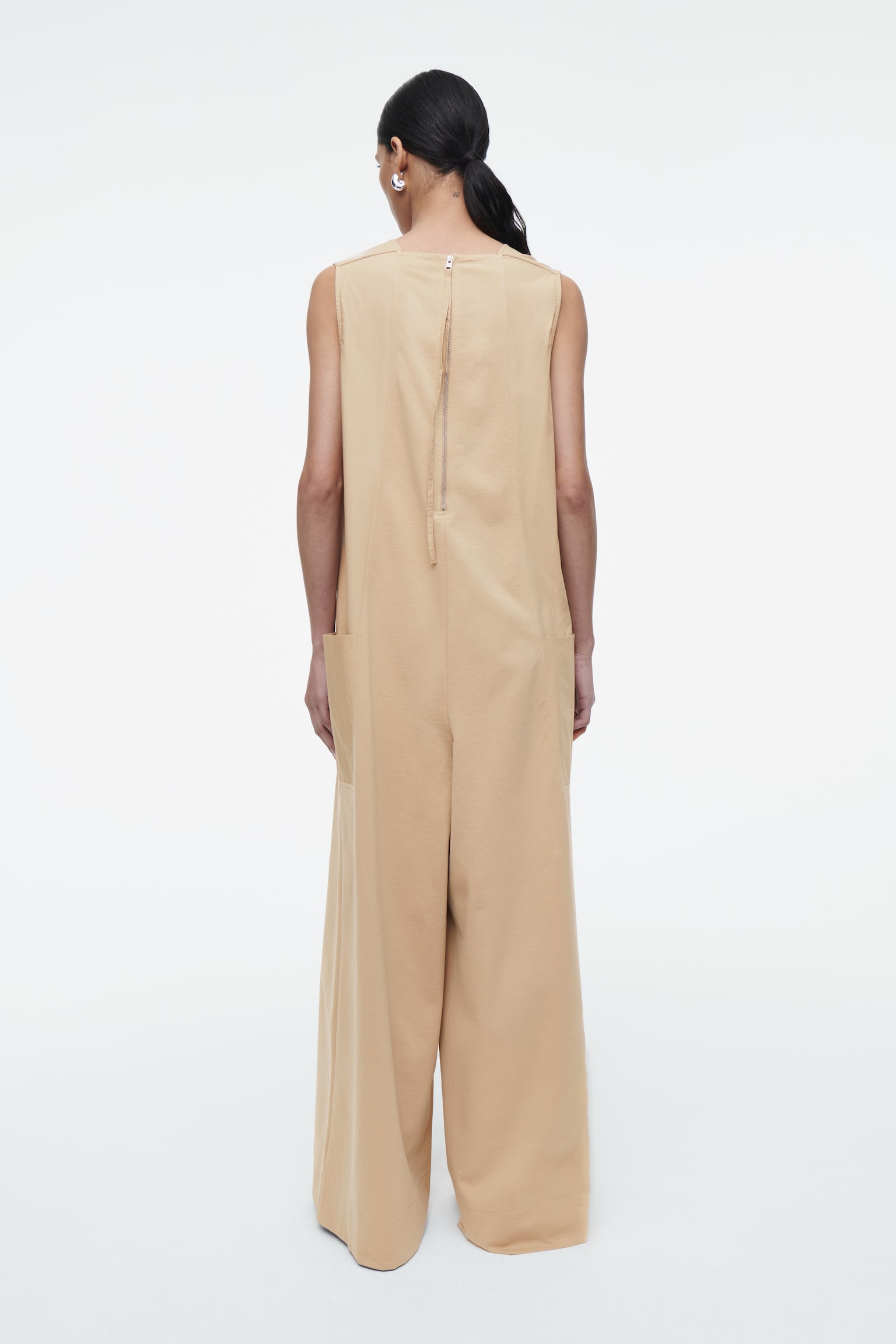 OVERSIZED V-NECK JUMPSUIT - BEIGE/BLACK - 4