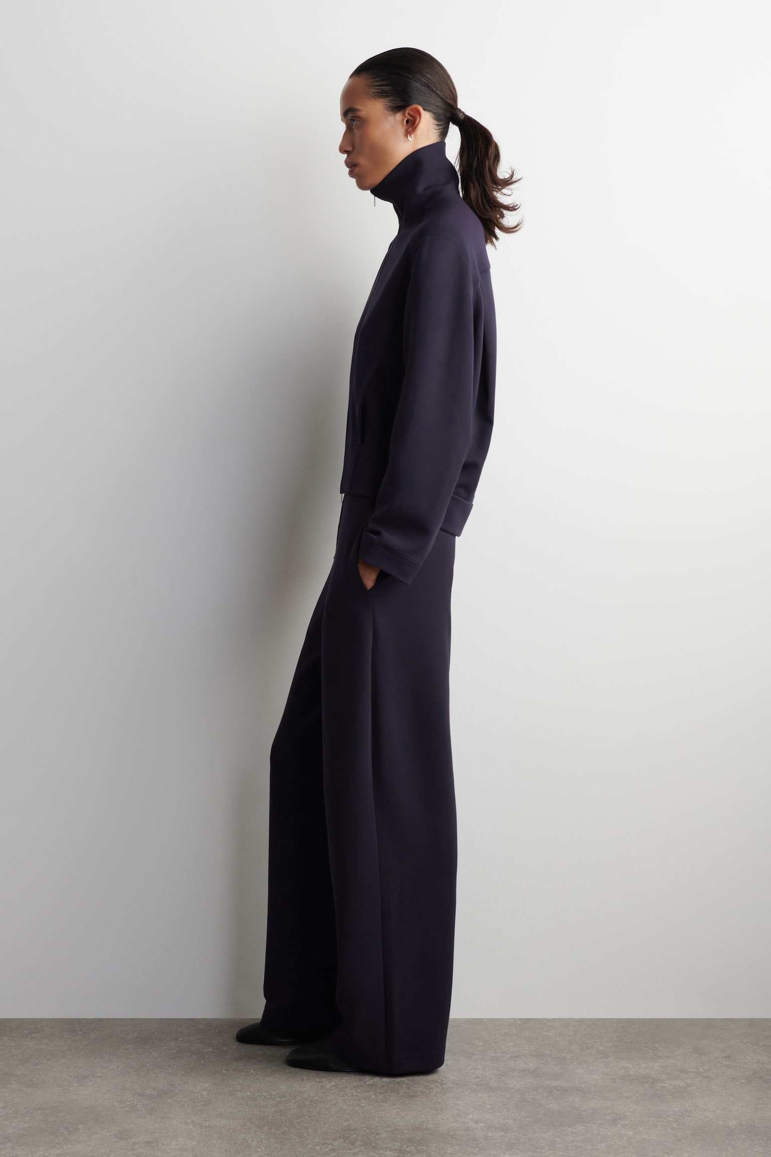 JOGGINGBYXOR I SCUBAMATERIAL - MARINBLÅ/VINRÖD - 6