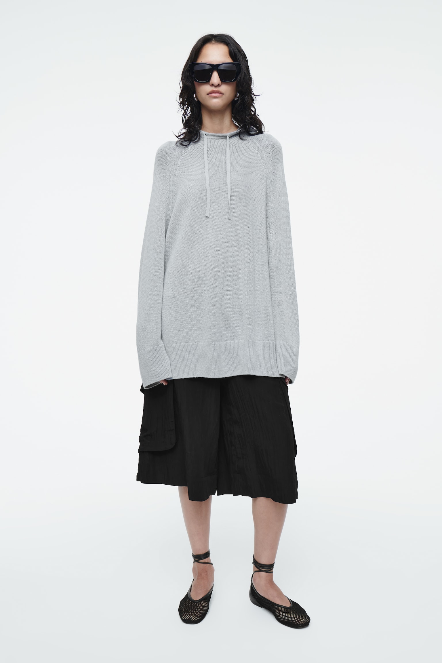 KNITTED LINEN-BLEND HOODIE - DUSTY BLUE/WHITE/BLACK - 8