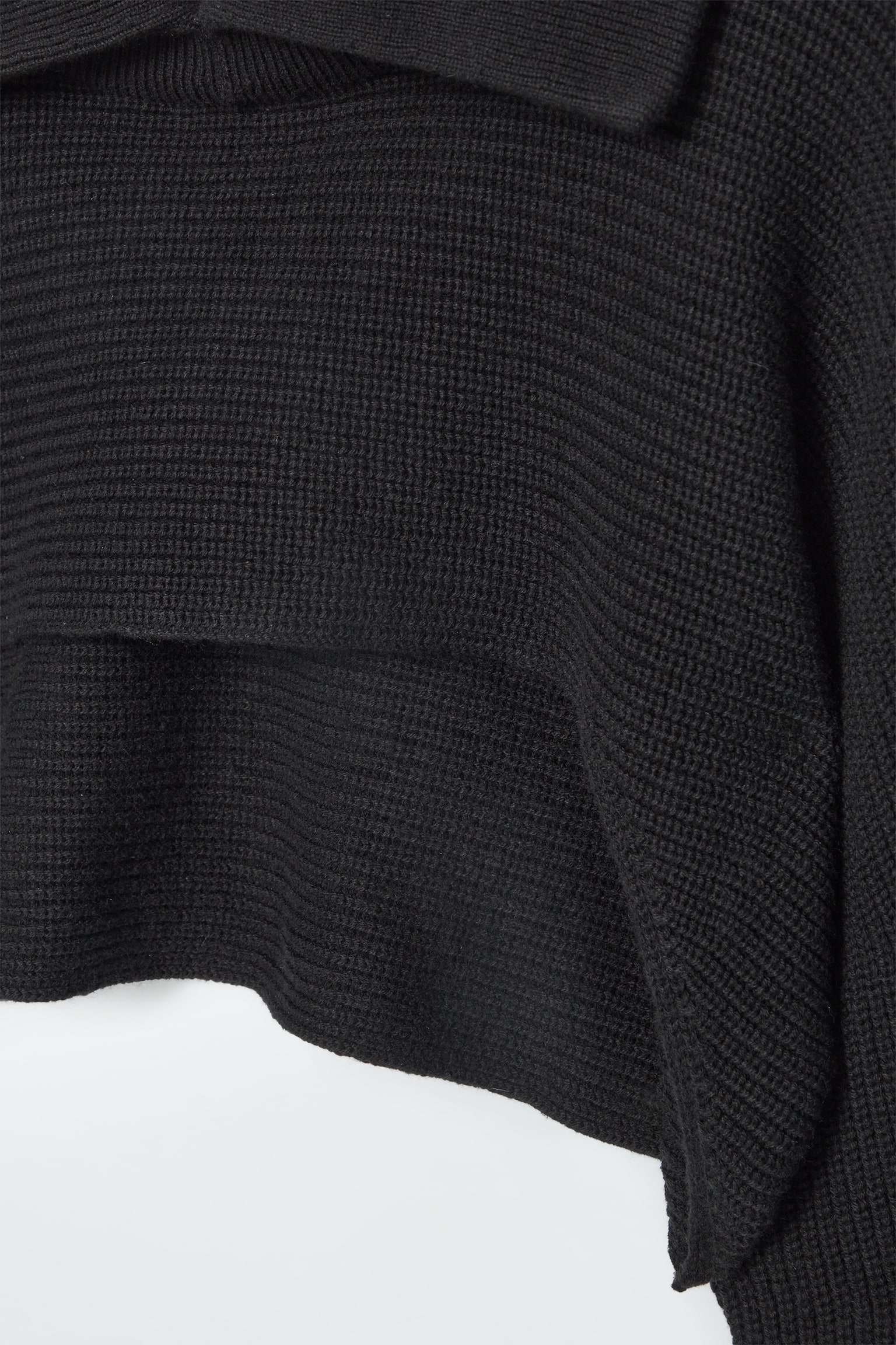 COLLARED CROPPED KNITTED JUMPER - BLACK - 6