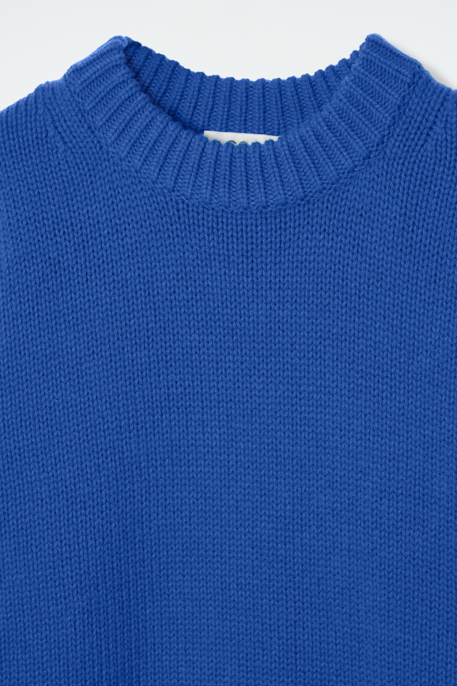 CHUNKY WOOL CREW-NECK JUMPER - COBALT BLUE/LIGHT BEIGE - 5