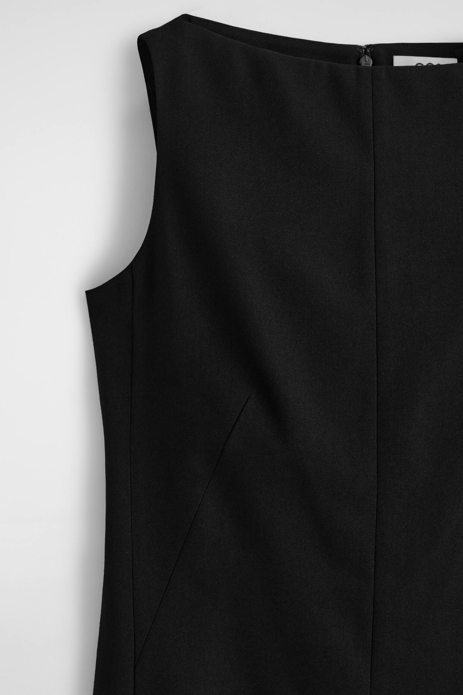 ELEGANTES MINIKLEID AUS MERINOWOLL-MIX - SCHWARZ - 4
