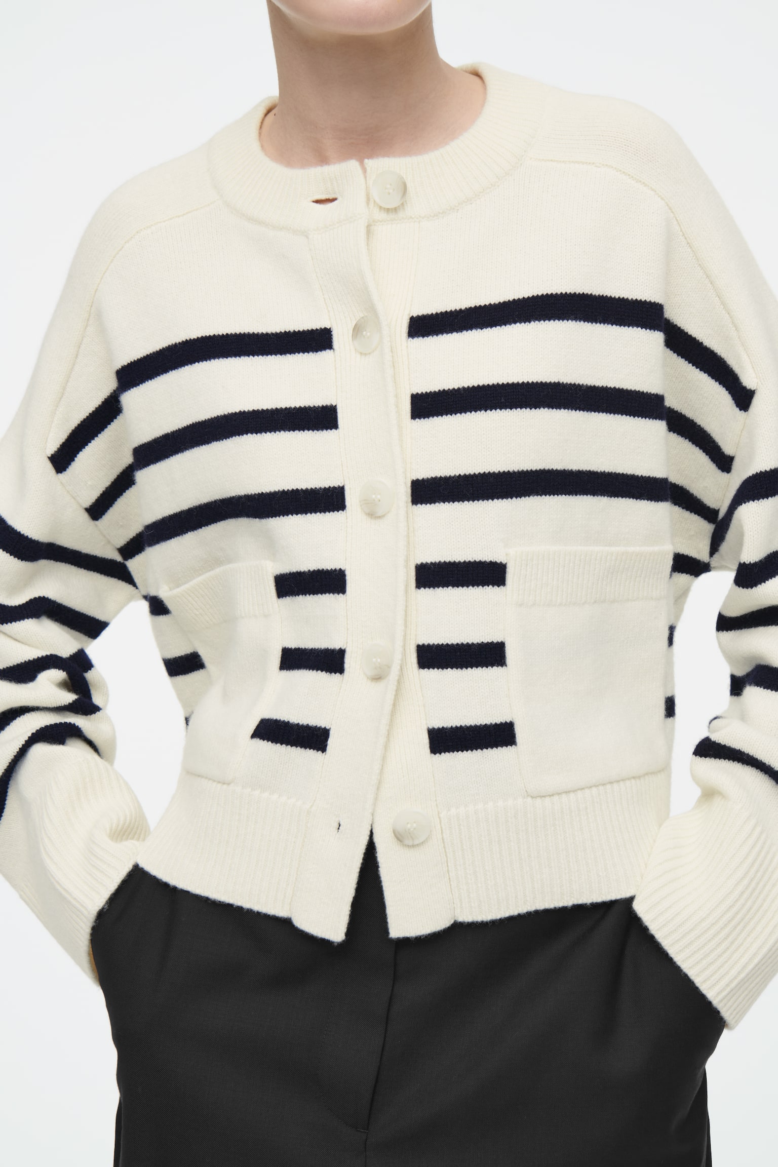 WOOL CREW-NECK CARDIGAN - WHITE / STRIPED/BLACK / STRIPED/BLACK - 4