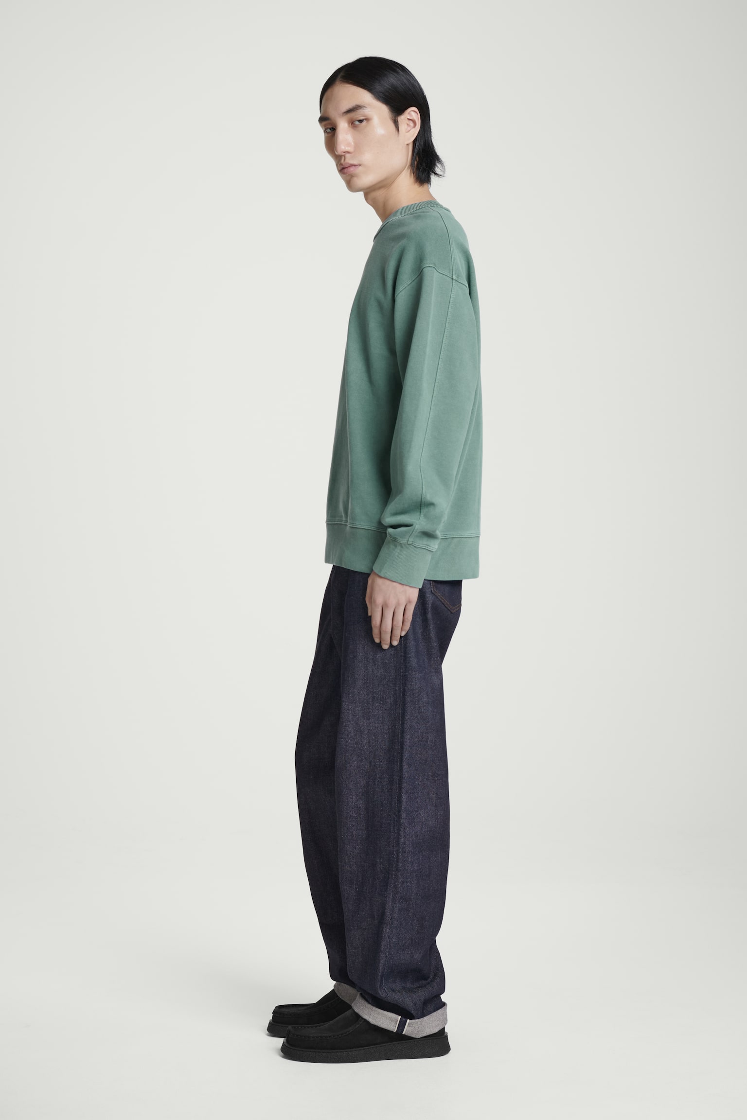 RELAXED WASHED-COTTON SWEATSHIRT - GREEN/WASHED BLACK - 9