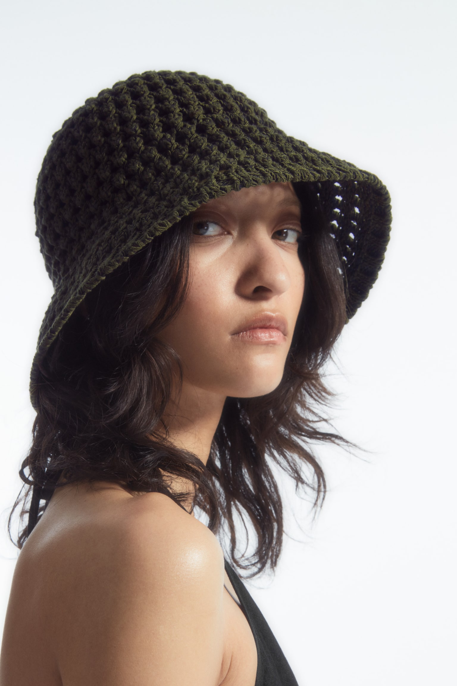 CROCHET BUCKET HAT - DARK KHAKI - 1