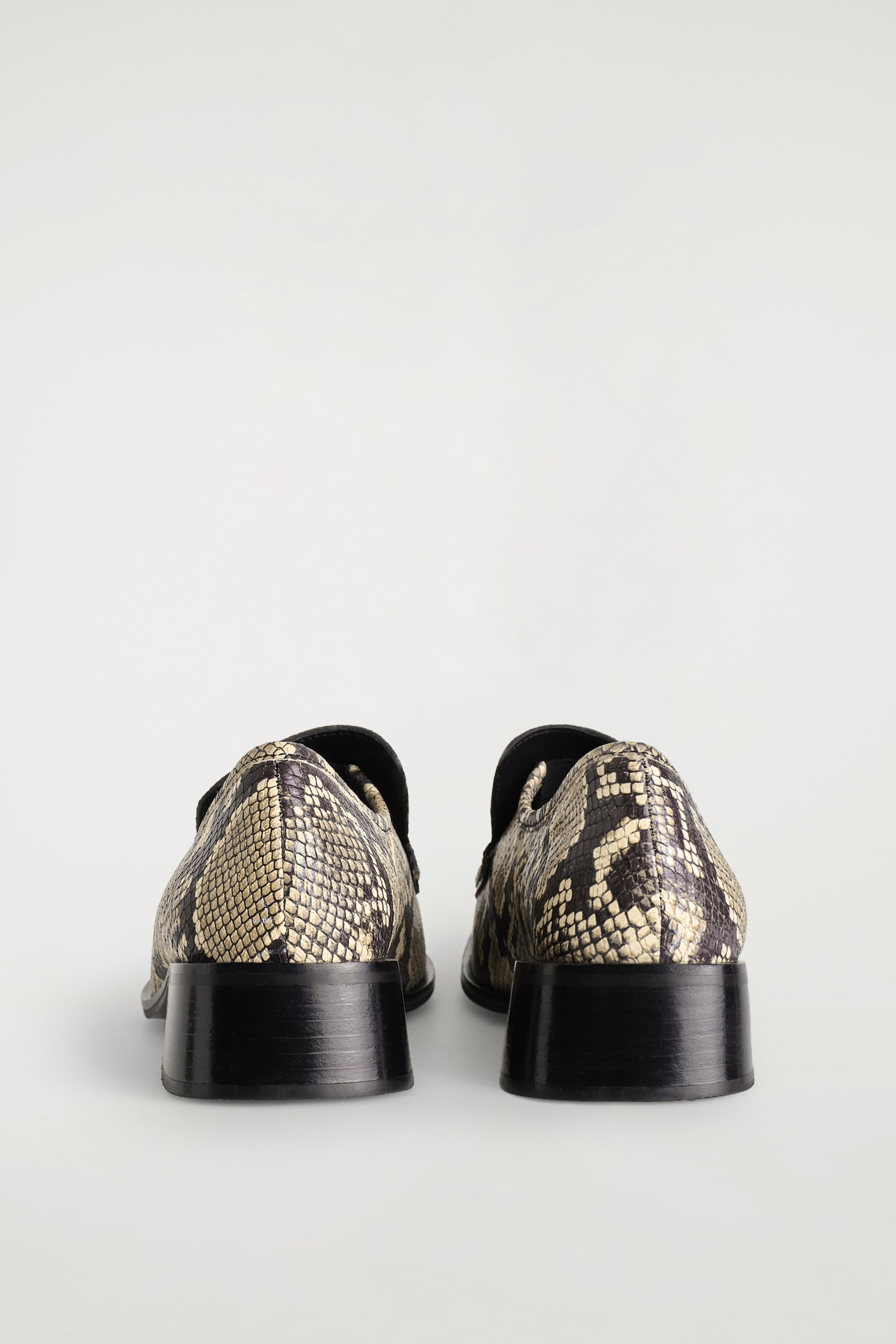 Leren loafers met vierkante neus en hak - Beige / slangenhuid-effect - 6
