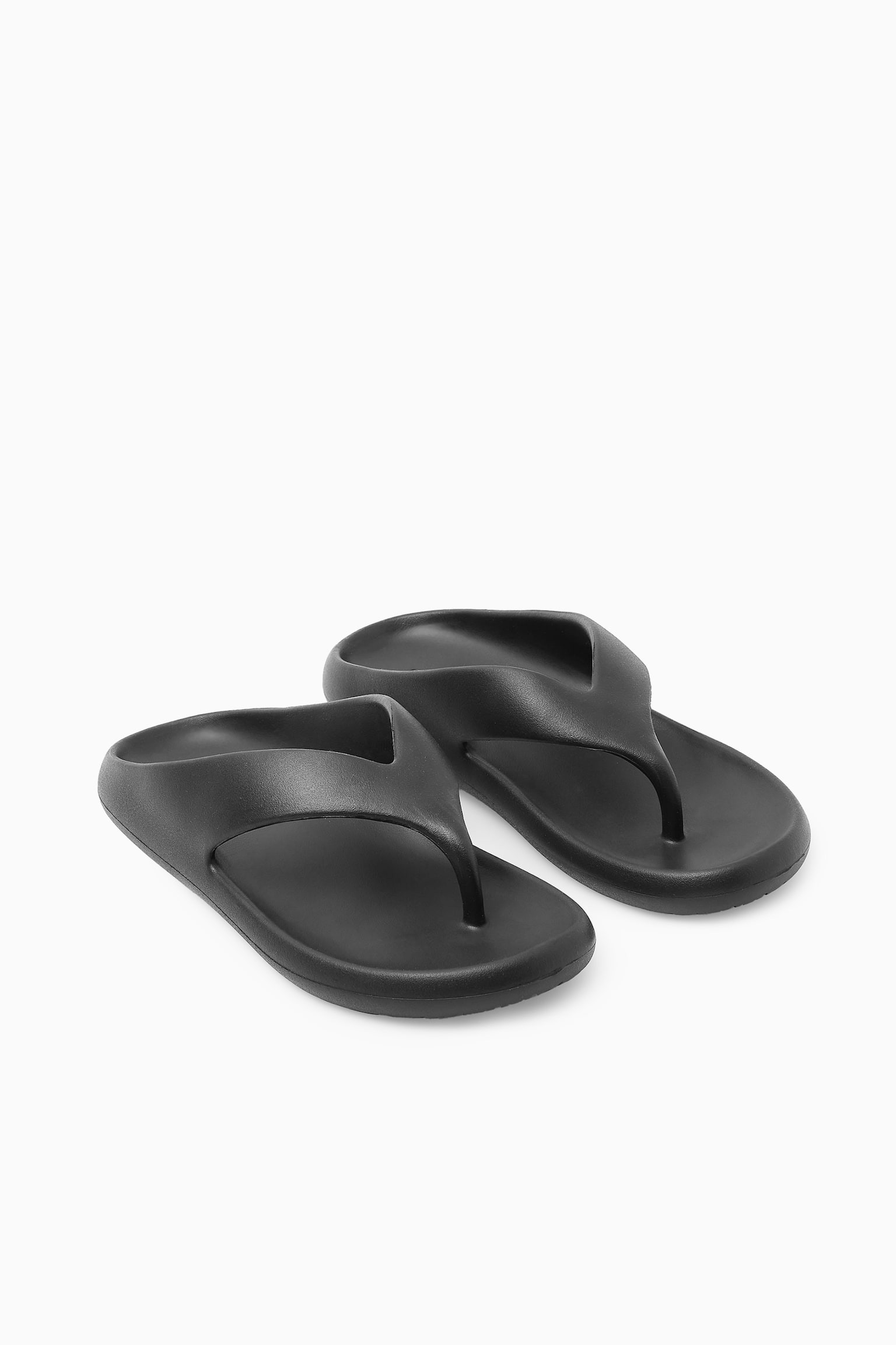 SCULPTURAL EVA FLIP FLOPS - BLACK - 4