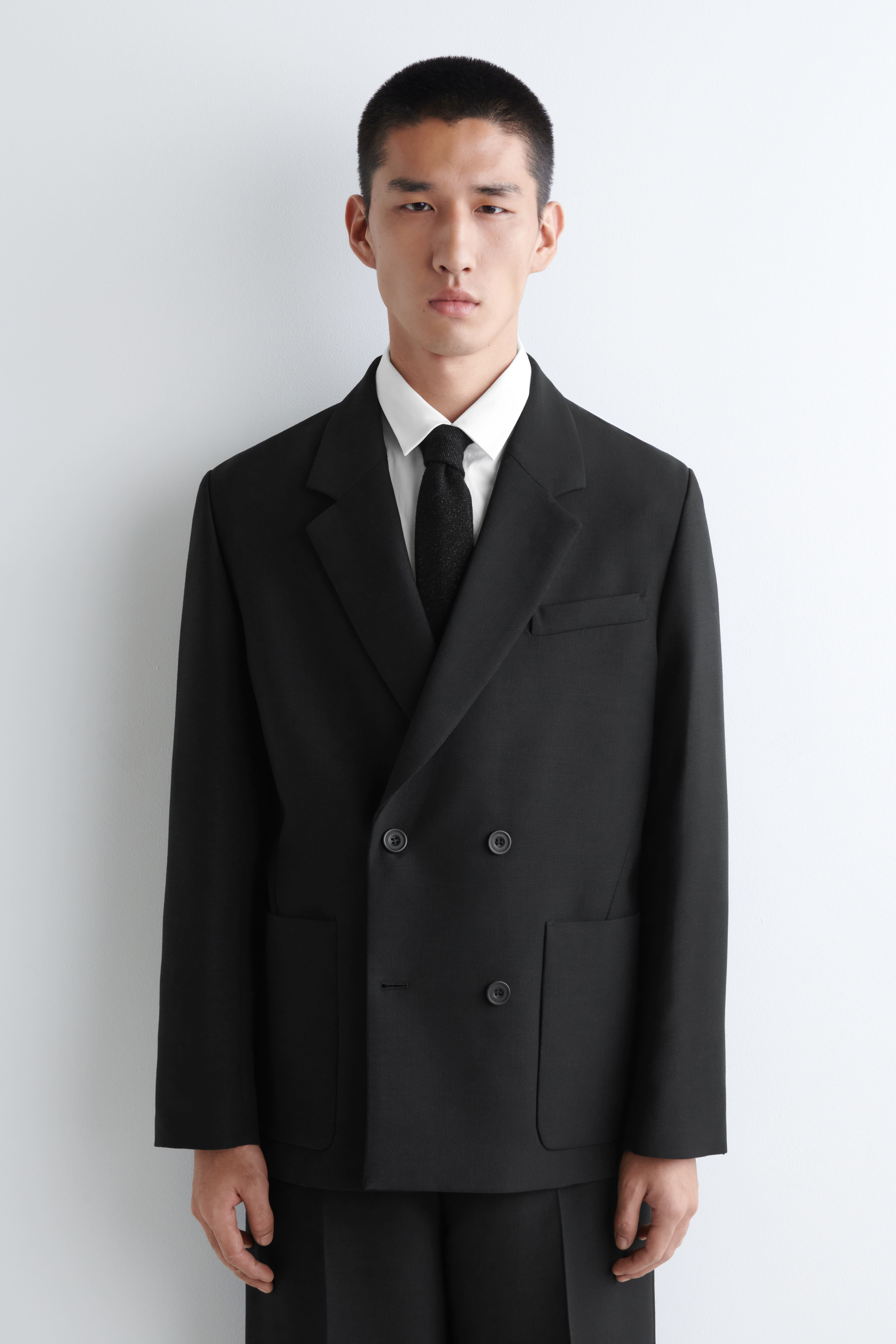 GLÄNZENDE KRAWATTE AUS MERINOWOLLE - SCHWARZ