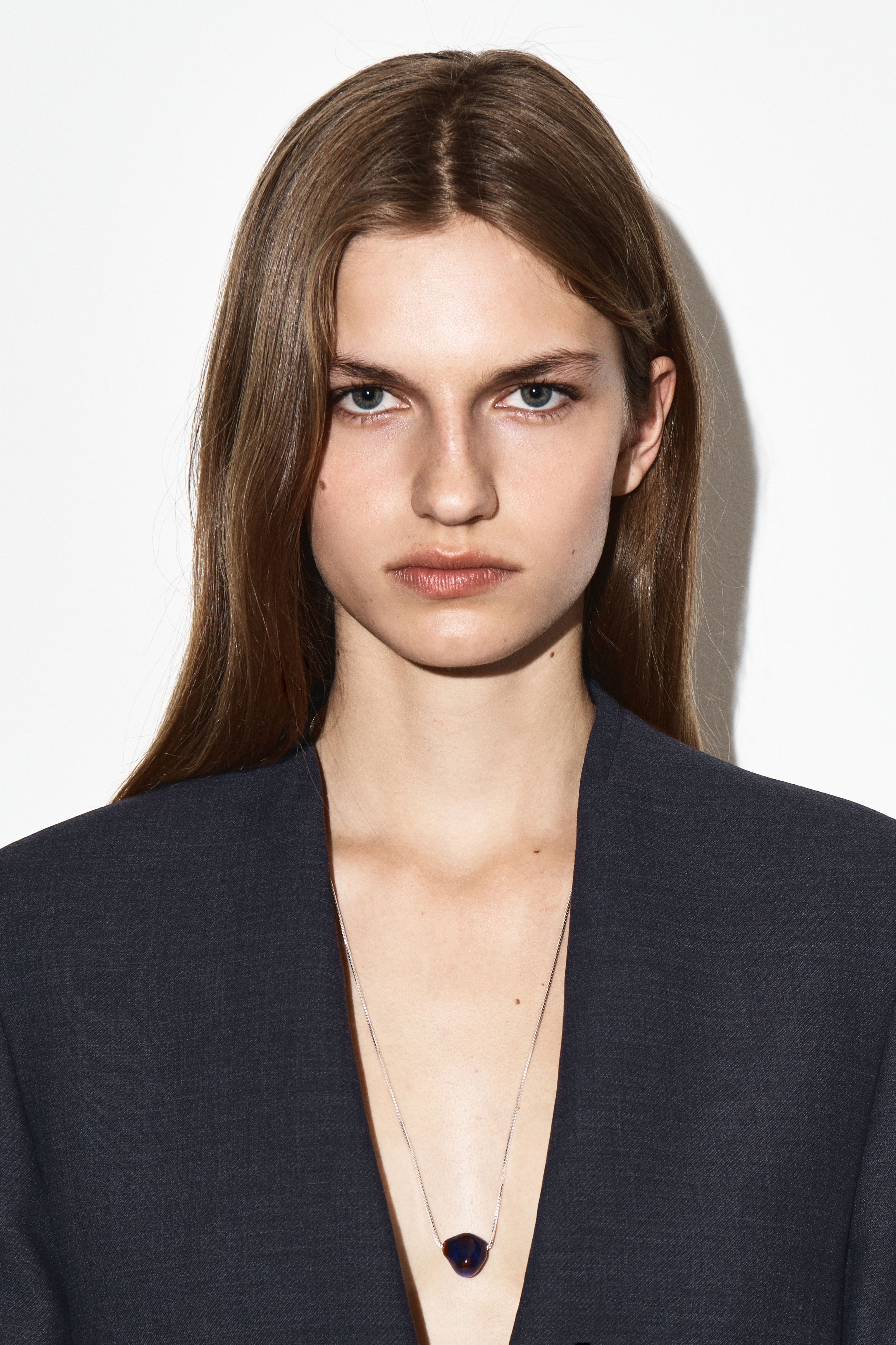 COLLANA IN CERAMICA CON CATENA REGOLABILE - ARGENTO / BLU