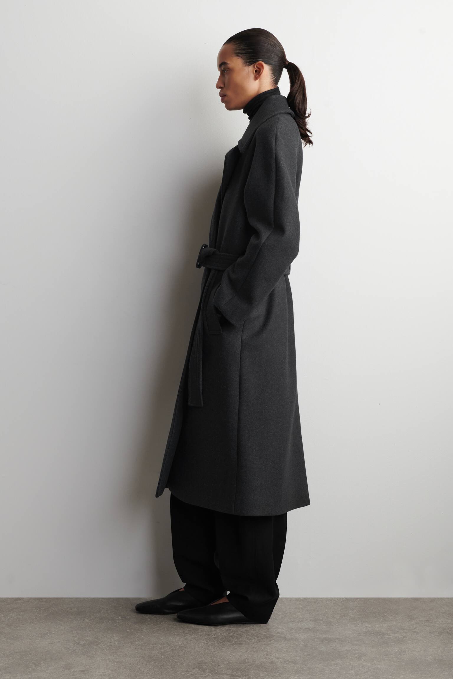TAILORED BELTED WOOL-TWILL COAT - CHARCOAL - 8