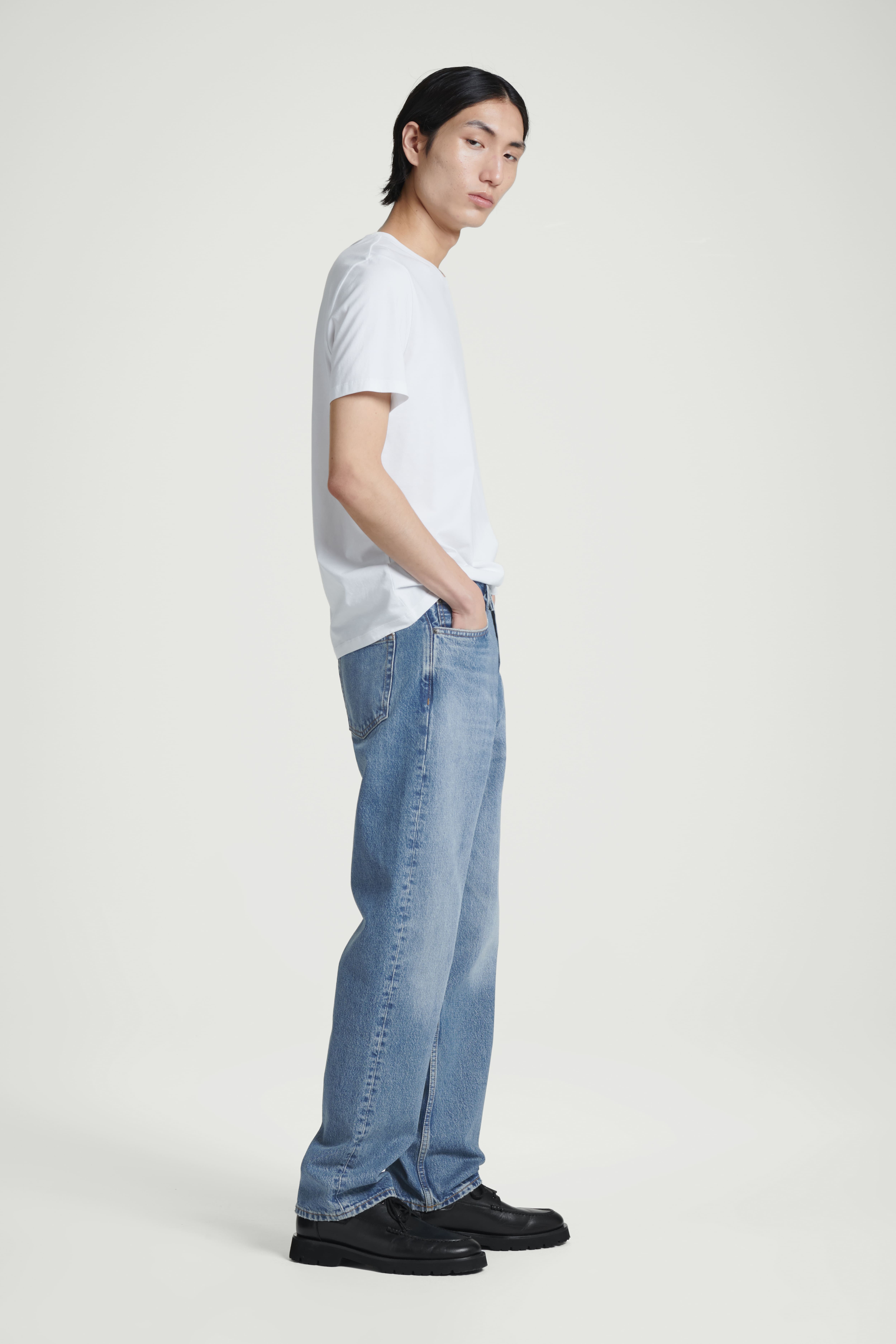 HM SIGNATURE JEANS – GERADES BEIN