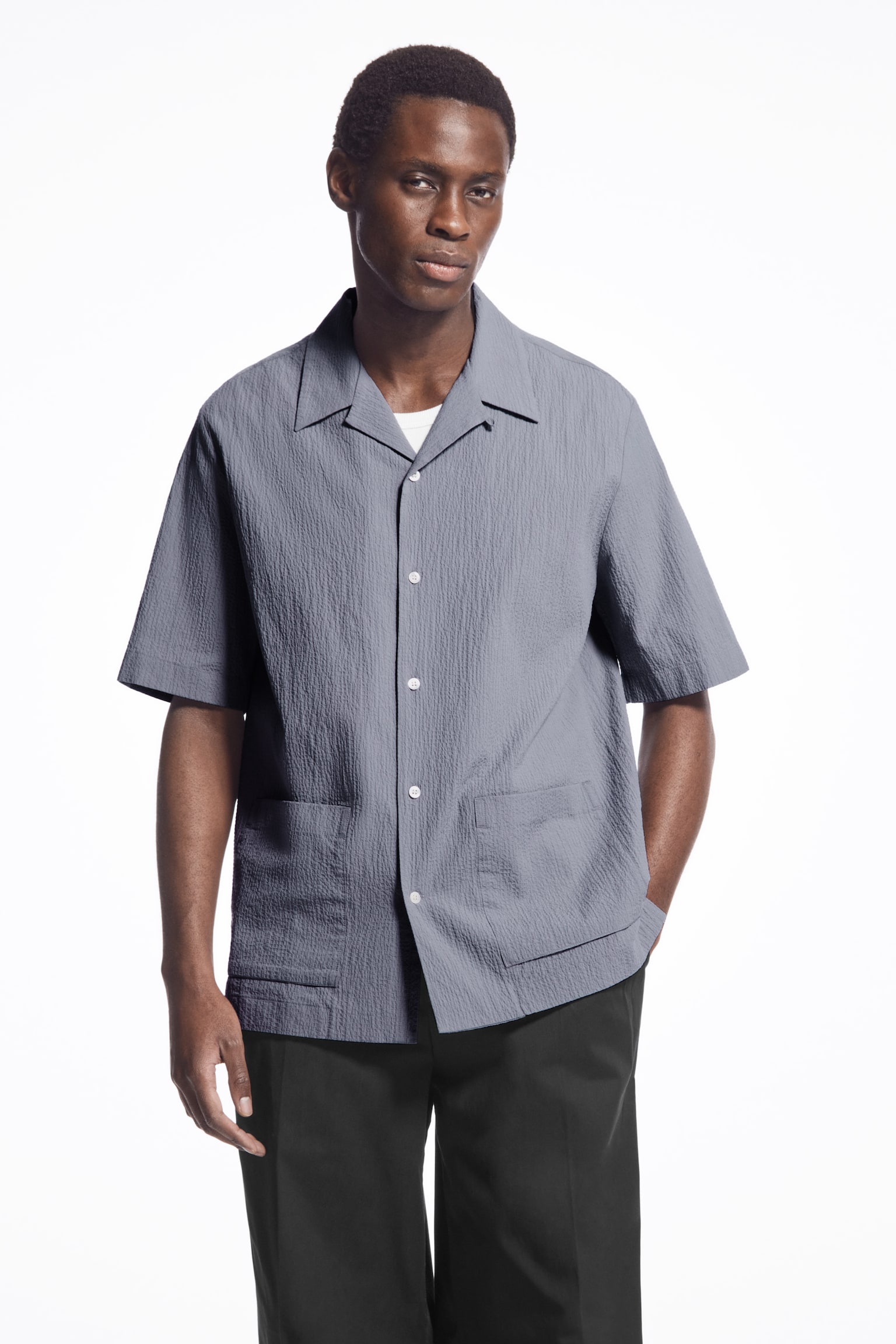 REGULAR SEERSUCKER COTTON SHORT-SLEEVED SHIRT - DUSTY BLUE/DARK KHAKI GREEN - 1