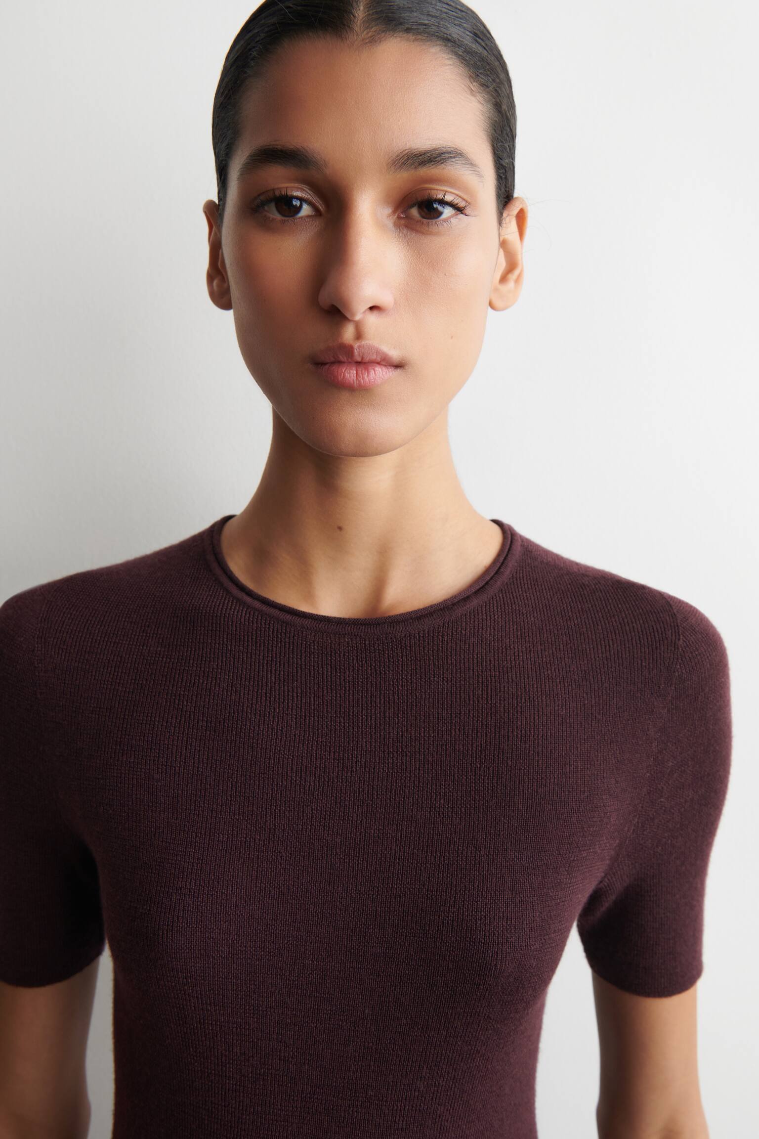 SEAMLESS MERINO WOOL T-SHIRT - BURGUNDY MÉLANGE/BEIGE MÉLANGE/CHARCOAL MÉLANGE - 7