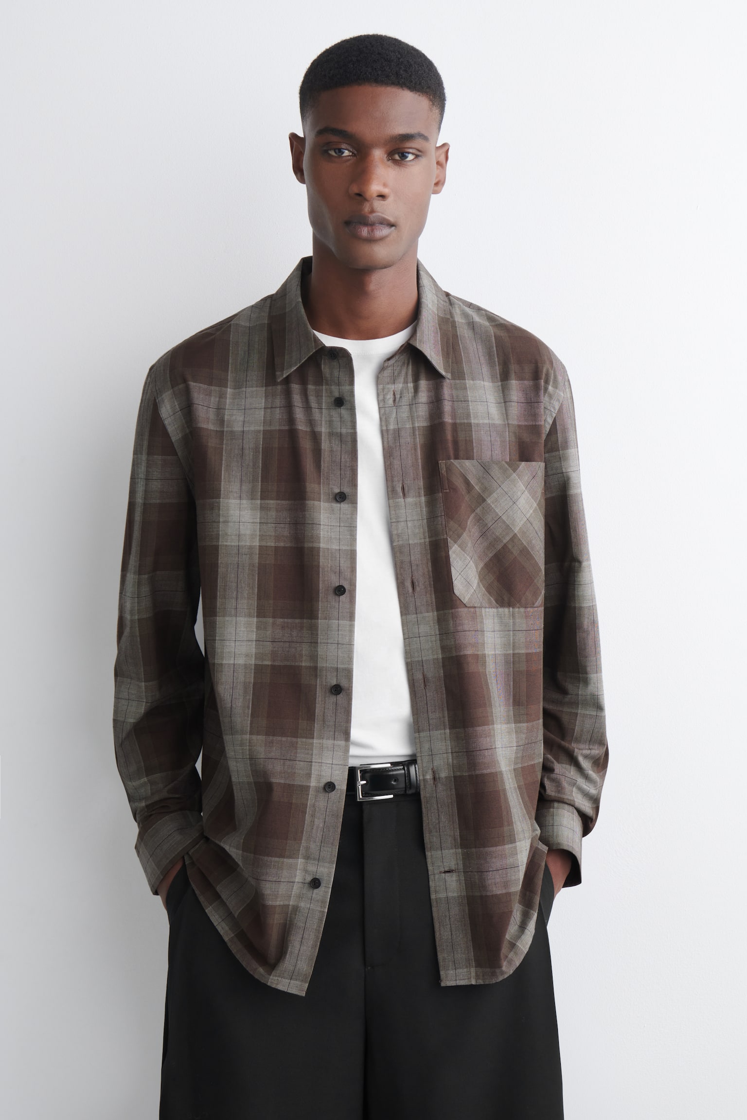 РИЗА ОТ ЧЕТКАН ПАМУК С КАРЕ - BROWN / CHECKED - 2