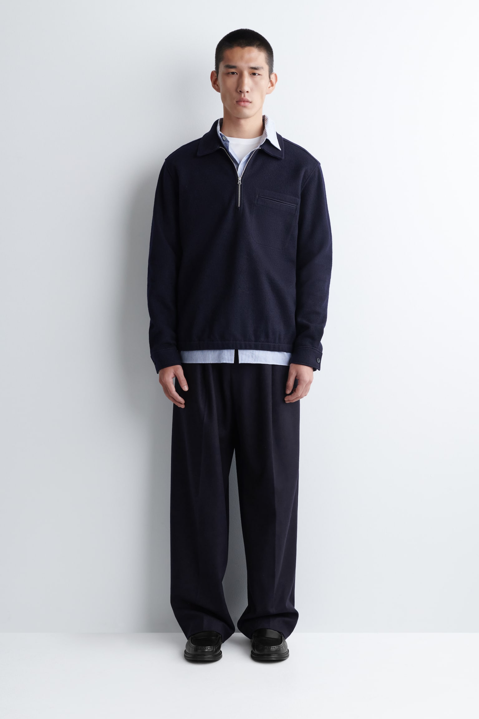 TRÖJA MED KRAGE I KOKT ULL - MARINBLÅ - 5