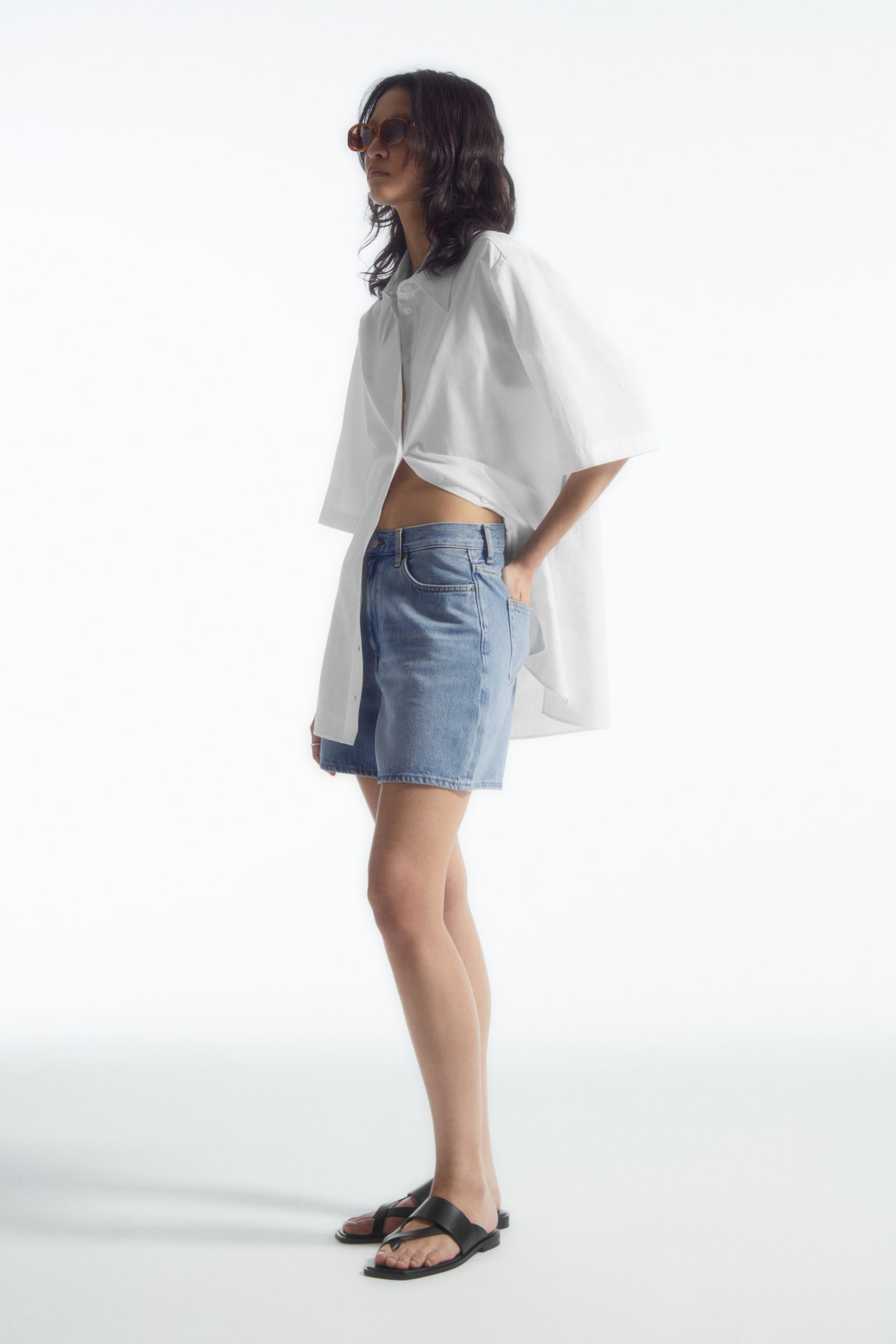 HIGH-RISE DENIM SHORTS - LIGHT BLUE/INDIGO - 3