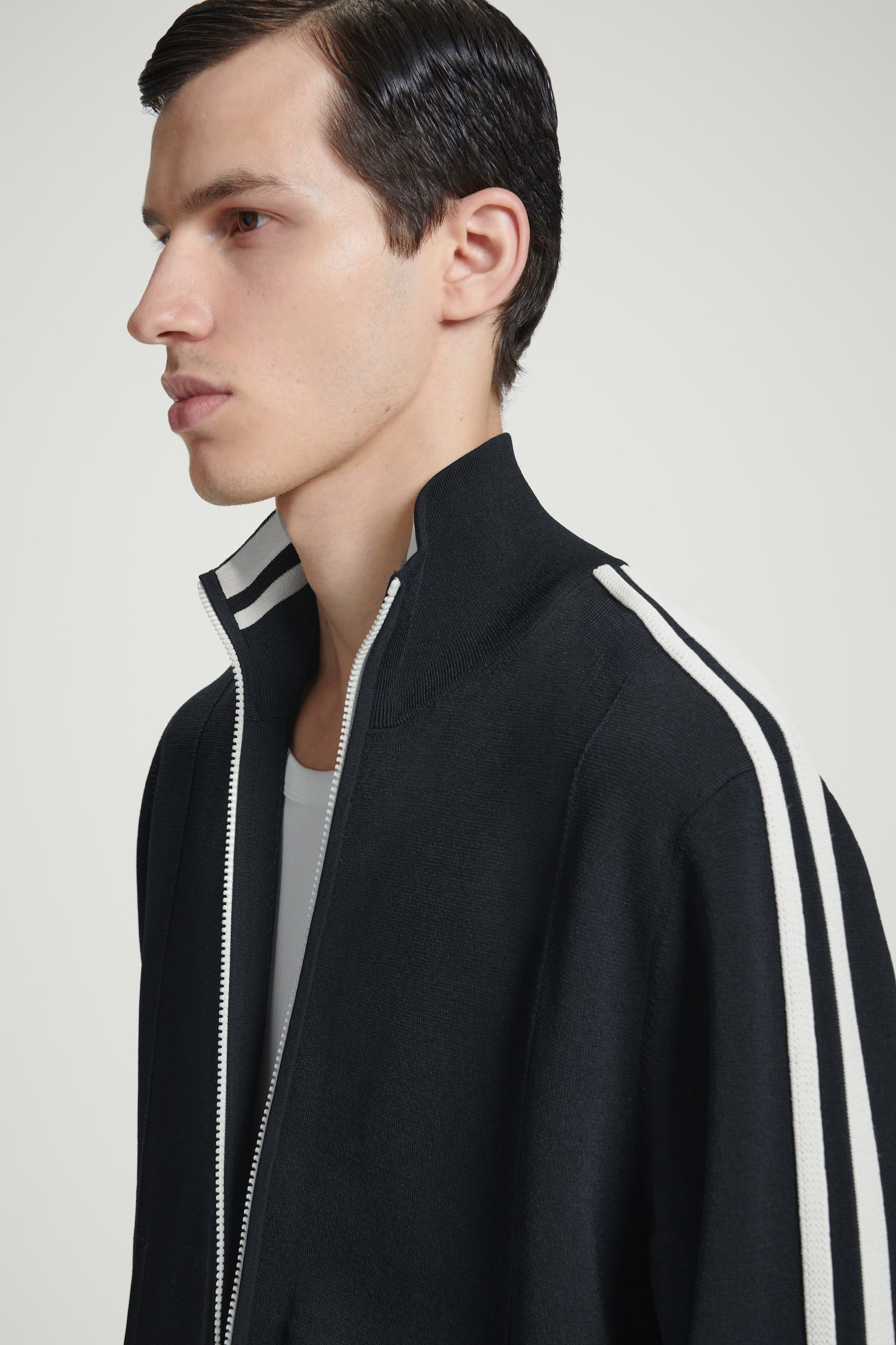 CONTRAST-STRIPE KNITTED TRACK JACKET - NAVY / IVORY/BROWN / IVORY - 6