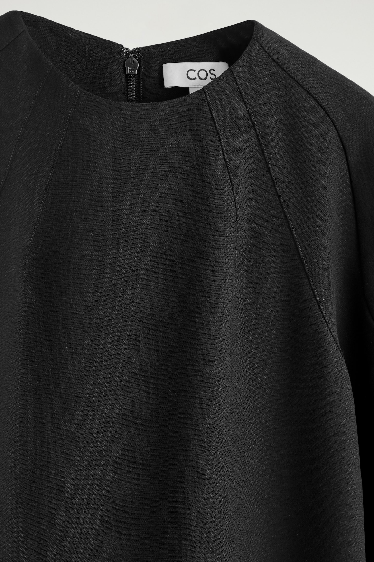ROCHIE MINI CU MÂNECI LUNGI CROITĂ PE MĂSURĂ - NEGRU - 3