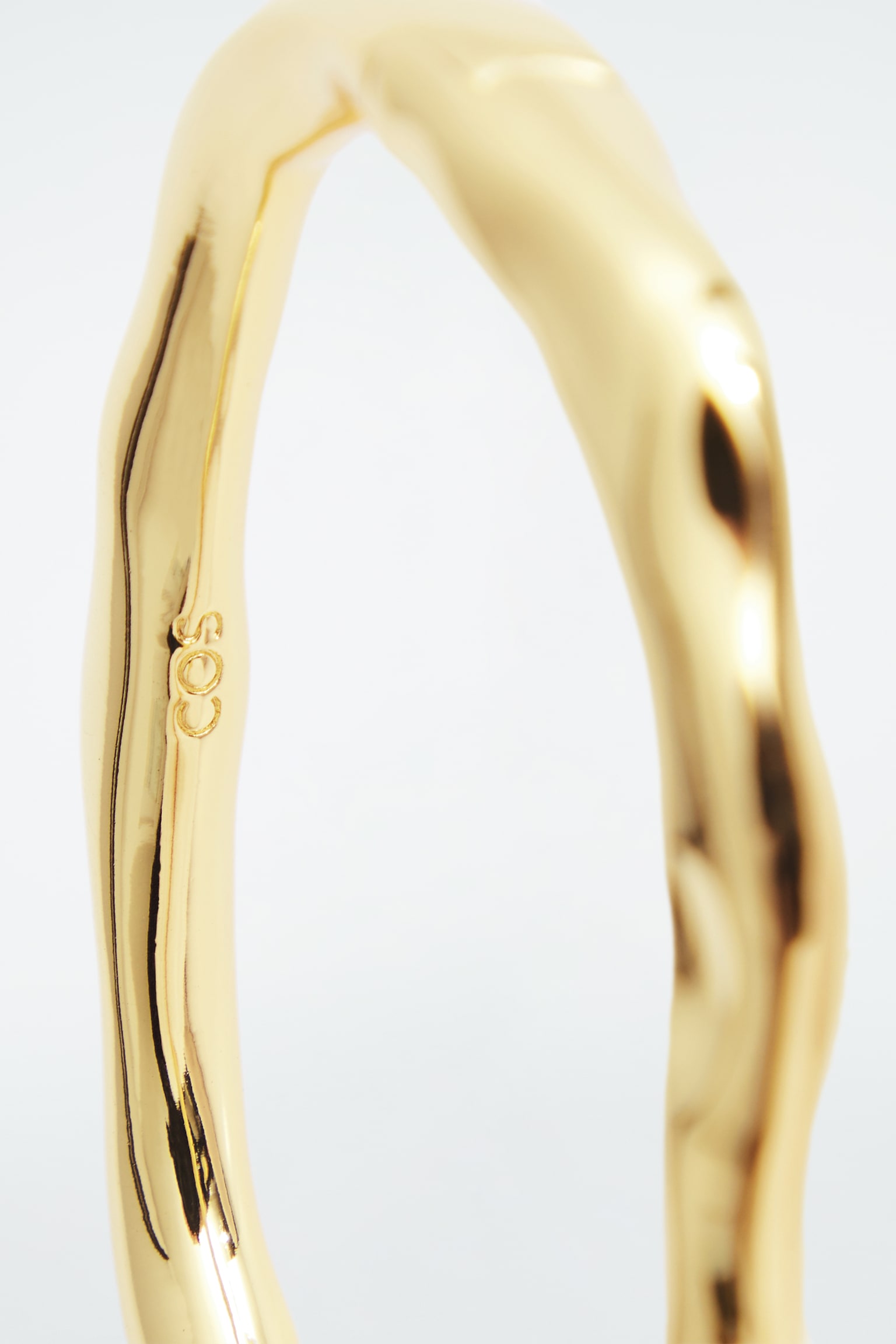 HAMMERED BANGLE - GOLD - 4