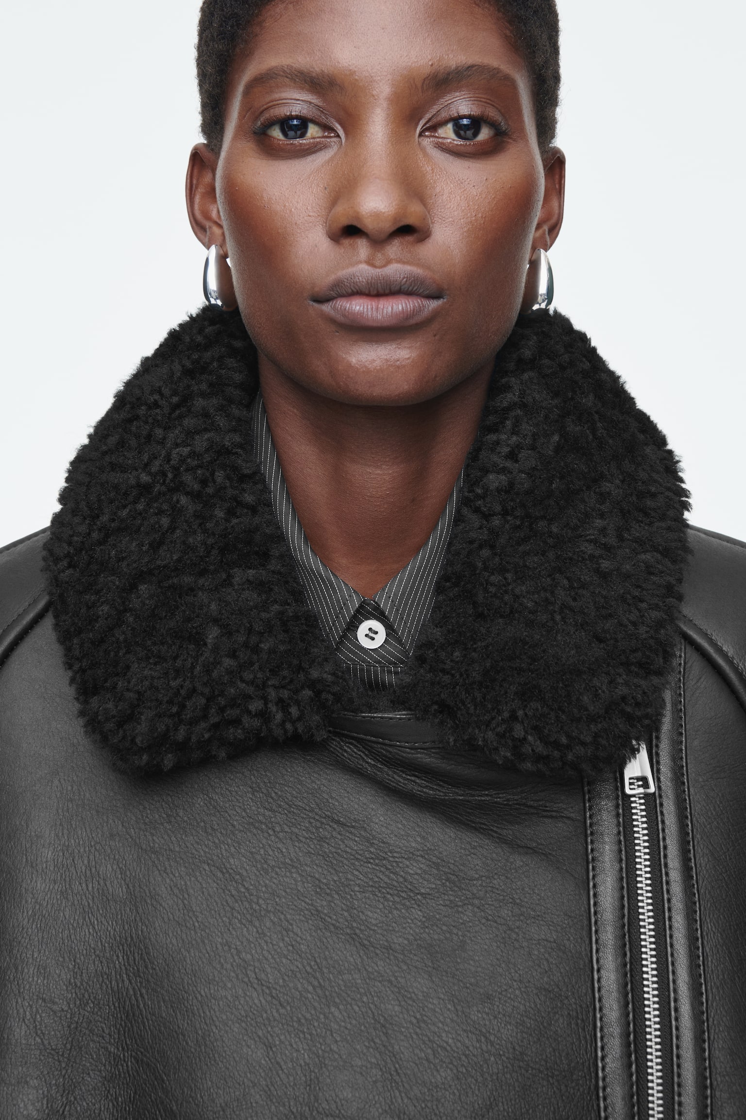 OVERSIZED SHEARLING AVIATOR JACKET - BLACK - 8