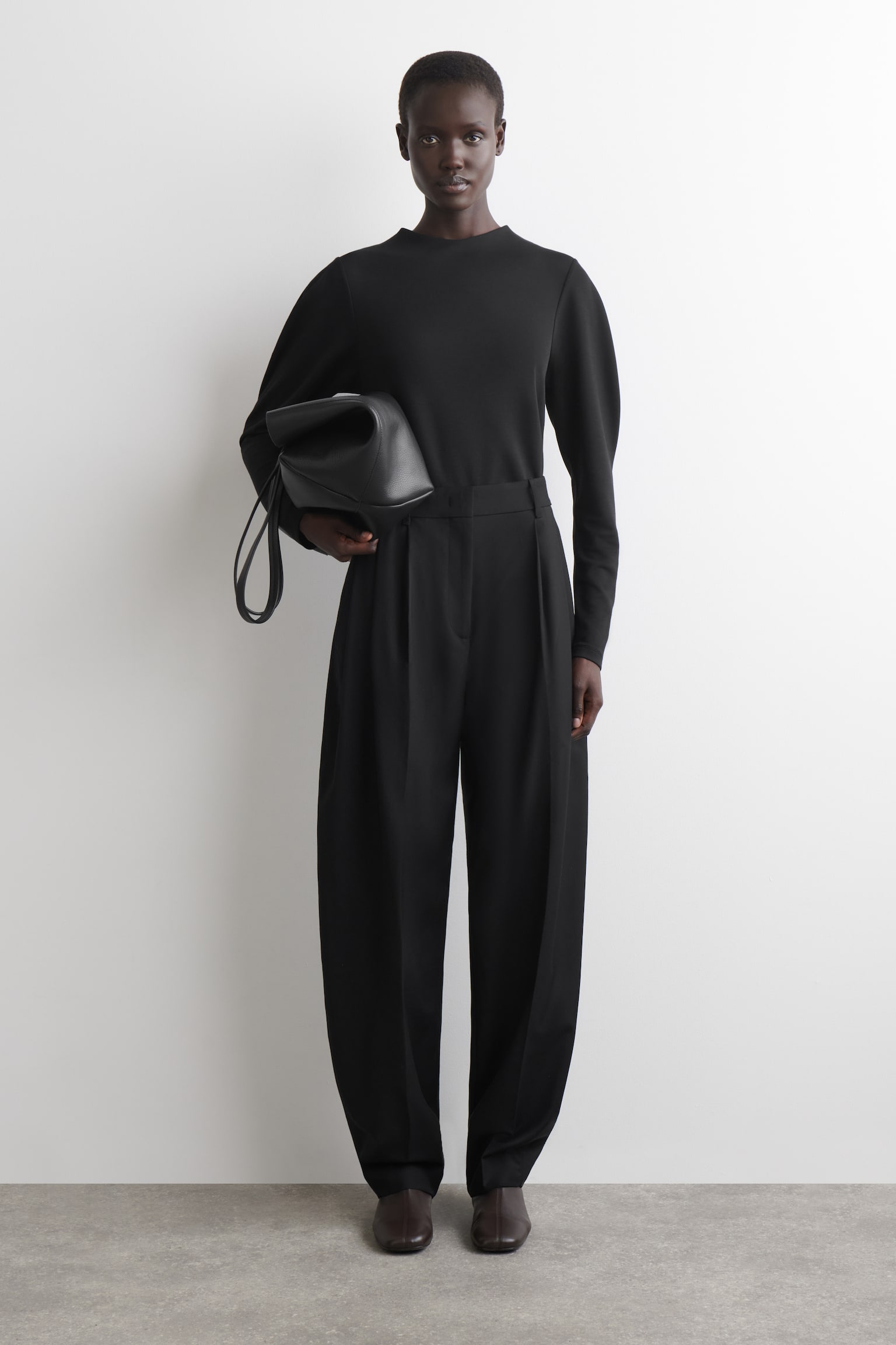 ROUNDED-SLEEVE TOP - SORT/MØRK KAKI - 4