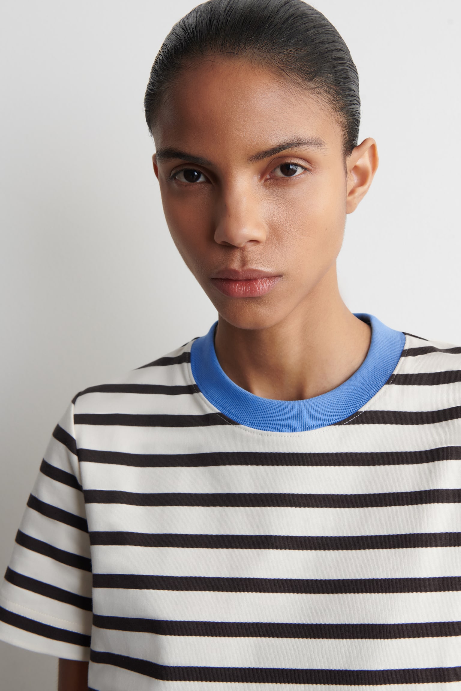 EGYSZERŰ PÓLÓ - FEKETE / FEHÉR / CSÍKOS/FEKETE/SÖTÉTVÖRÖS/FEHÉR - 6