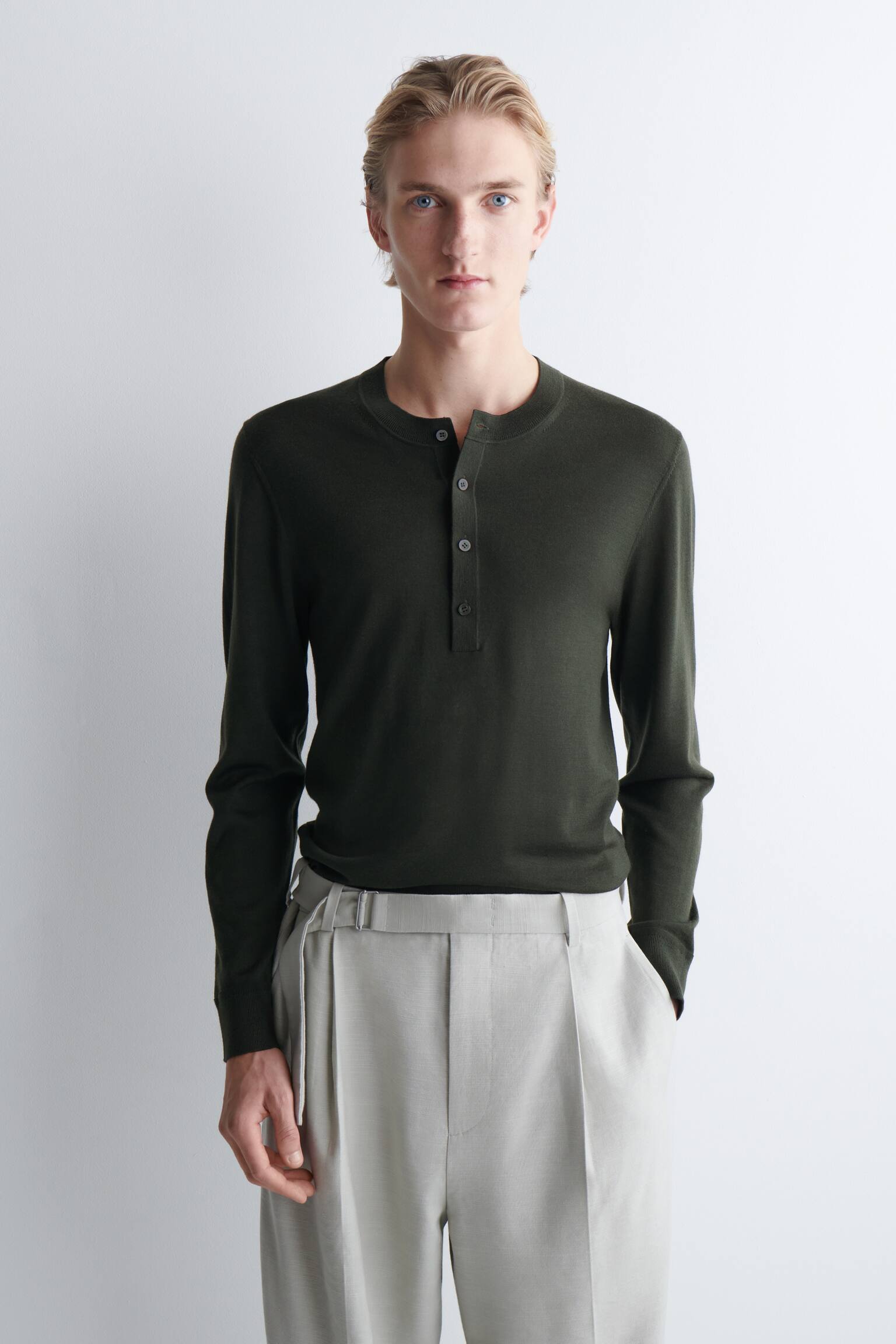 TOP HENLEY SLIM EN LAINE MÉRINOS - VERT FONCÉ/NOIR - 1