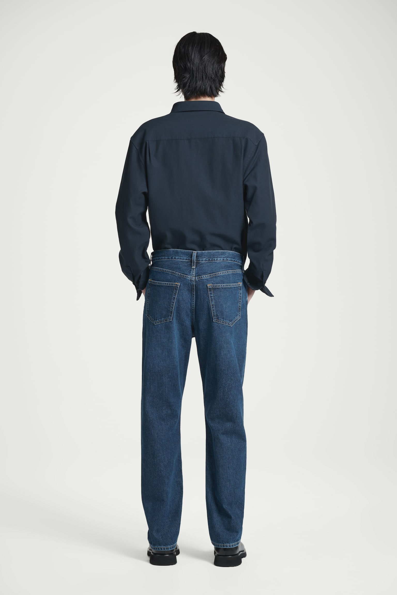 SIGNATURE STRAIGHT-LEG JEANS - DARK BLUE/BLUE - 5