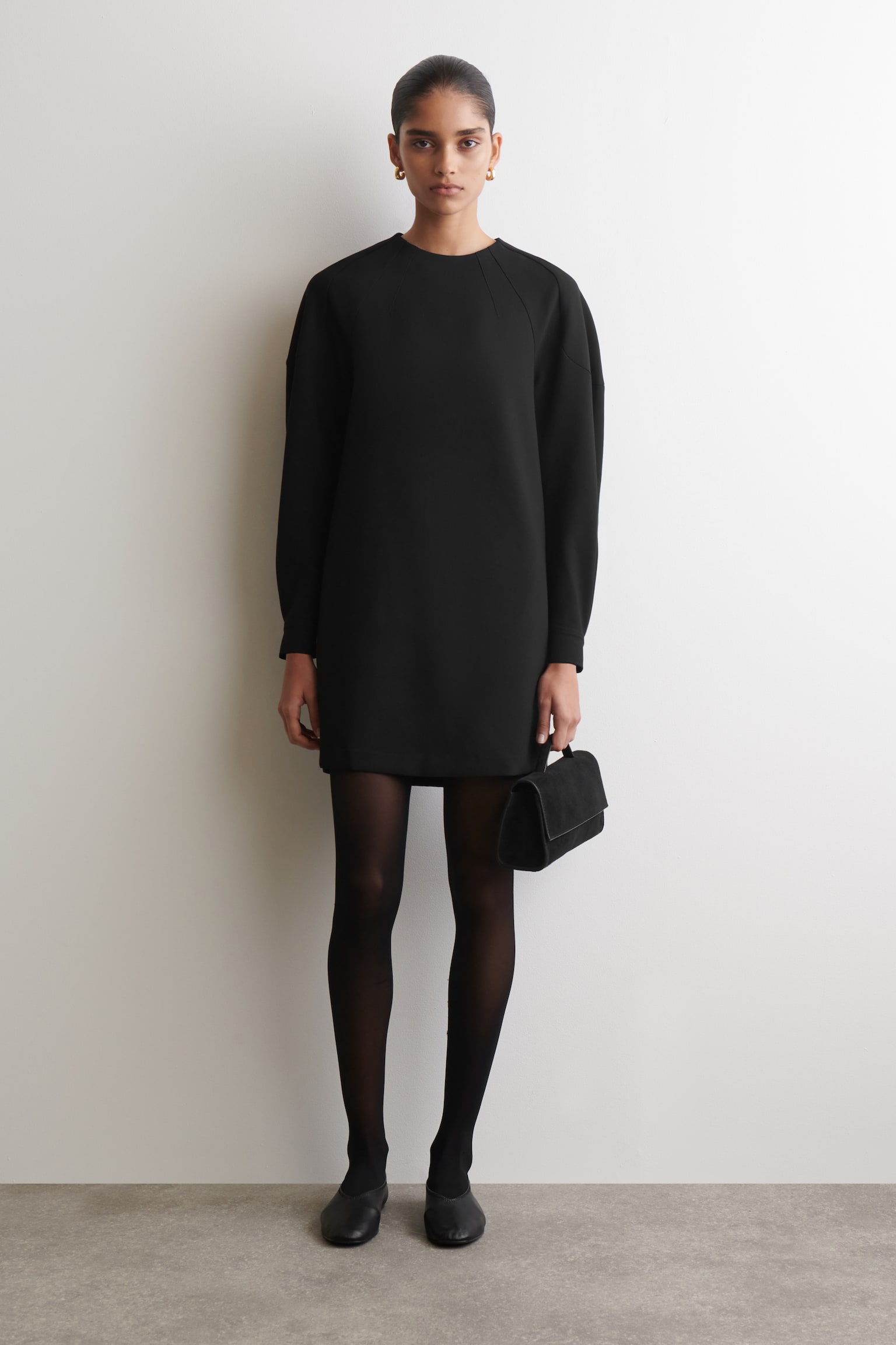 ROCHIE MINI CU MÂNECI LUNGI CROITĂ PE MĂSURĂ - NEGRU - 1