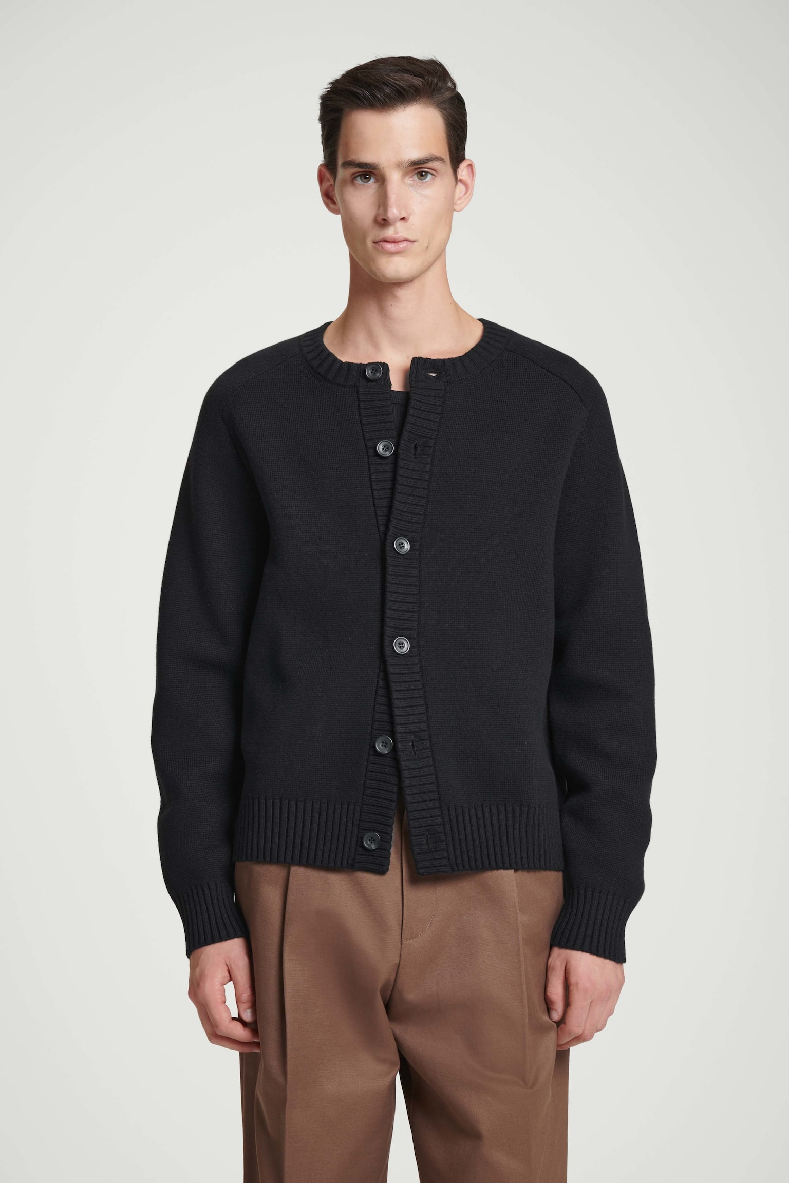 WOOL-BLEND CREW-NECK CARDIGAN - BLACK/MOLE - 2