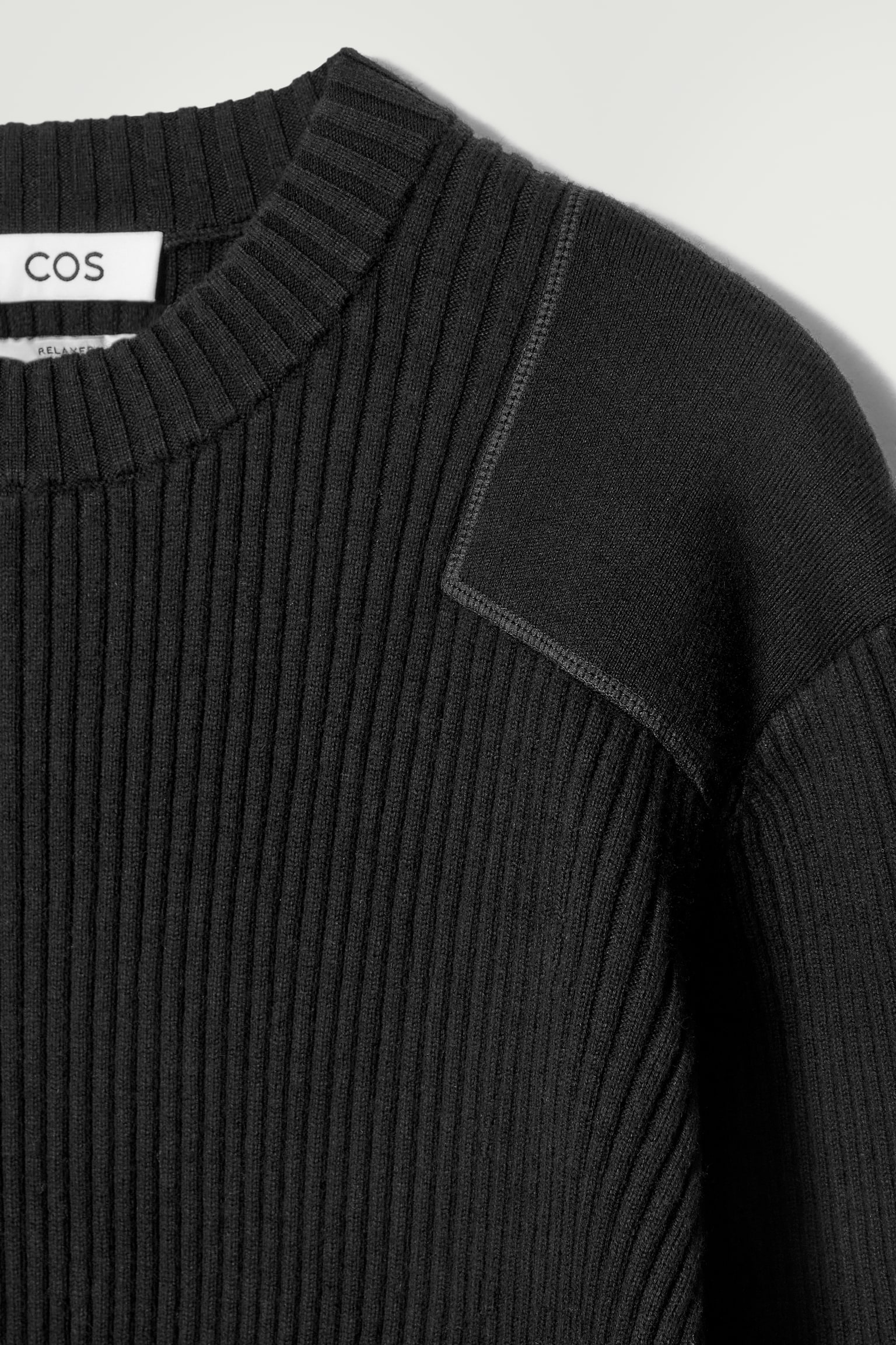 PATCH-DETAIL WOOL-BLEND JUMPER - BLACK - 9