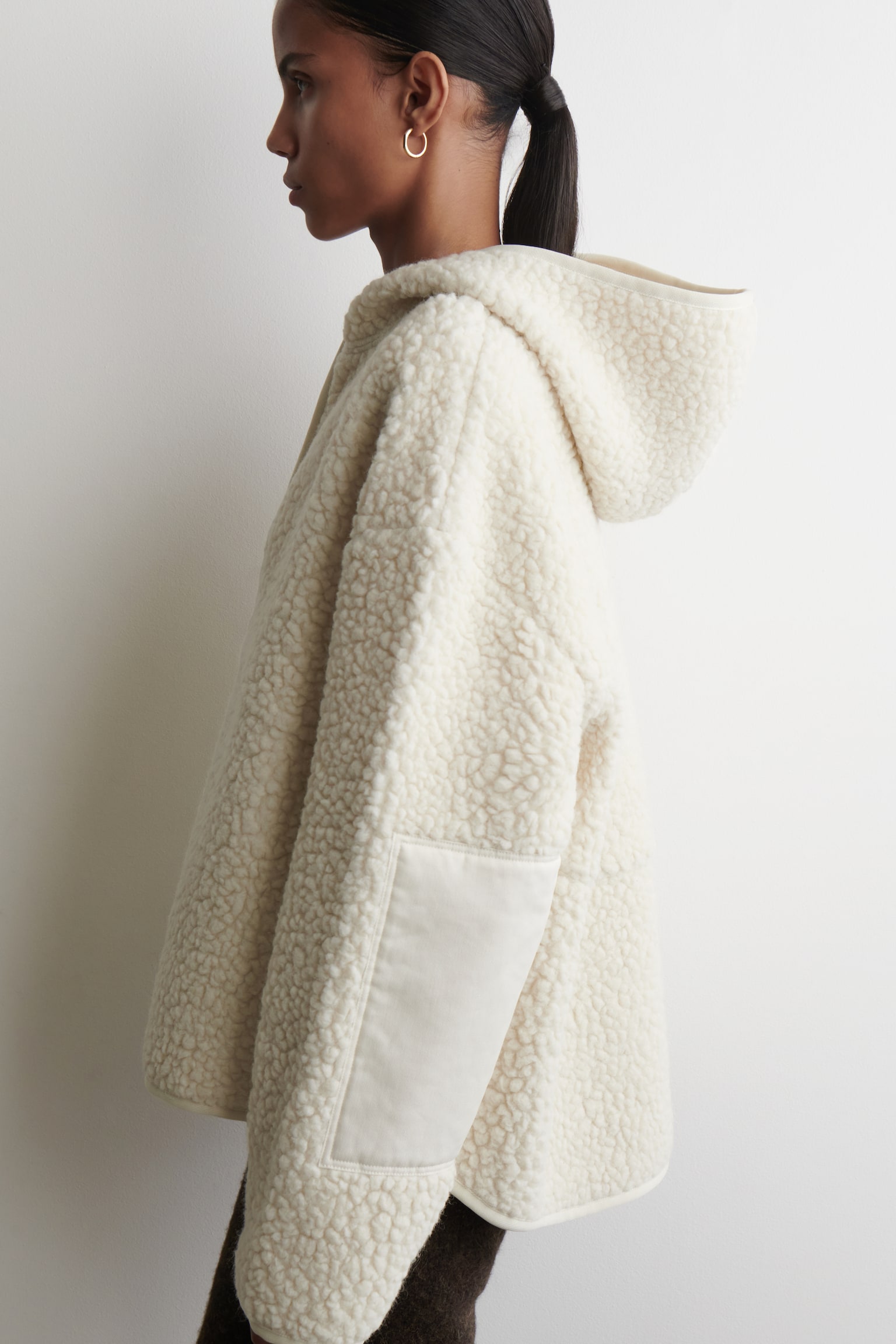 HOODED TEDDY JACKET - CREAM - 9