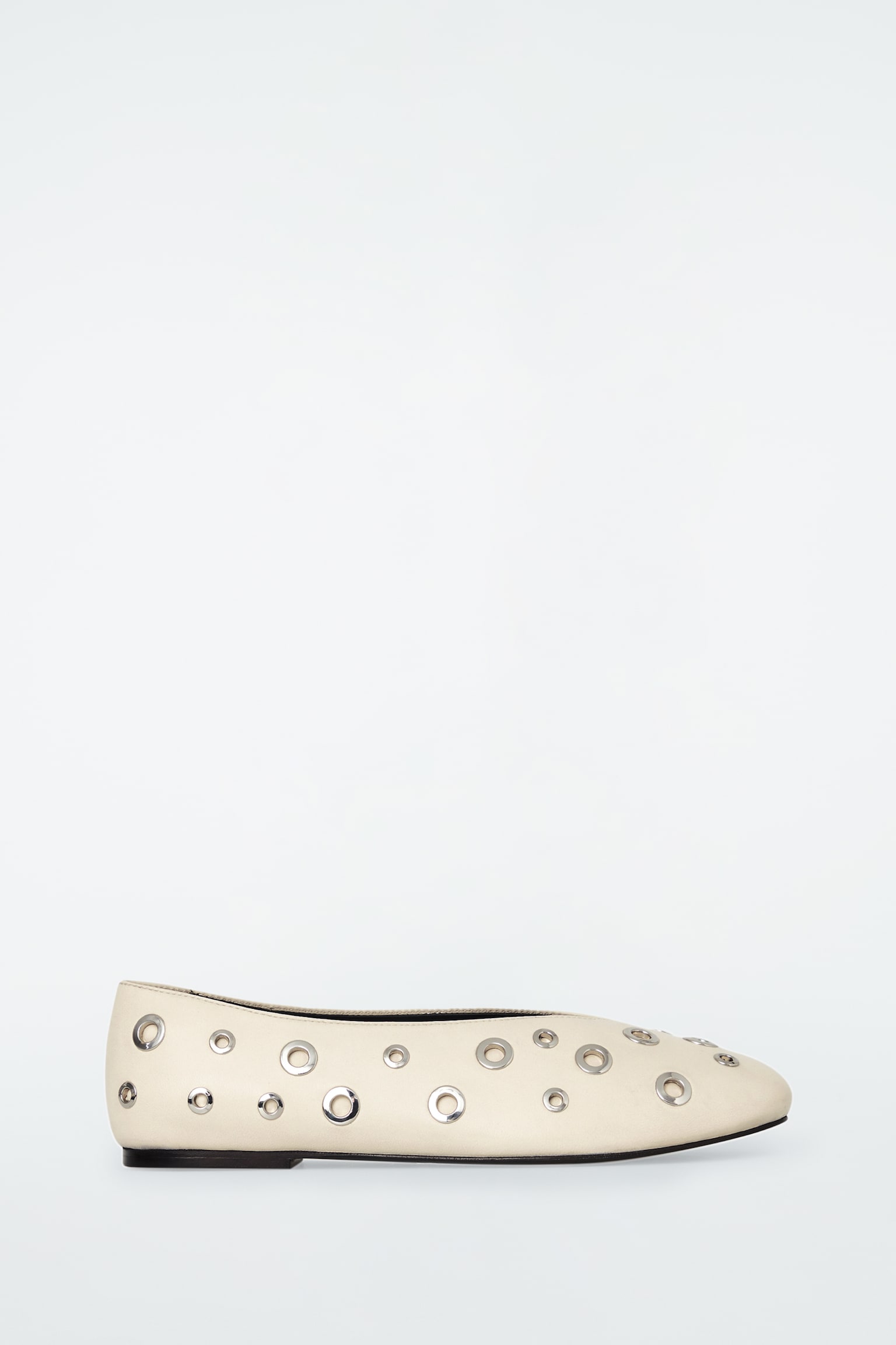 EYELET LEATHER BALLET FLATS - OFF WHITE/BLACK - 2